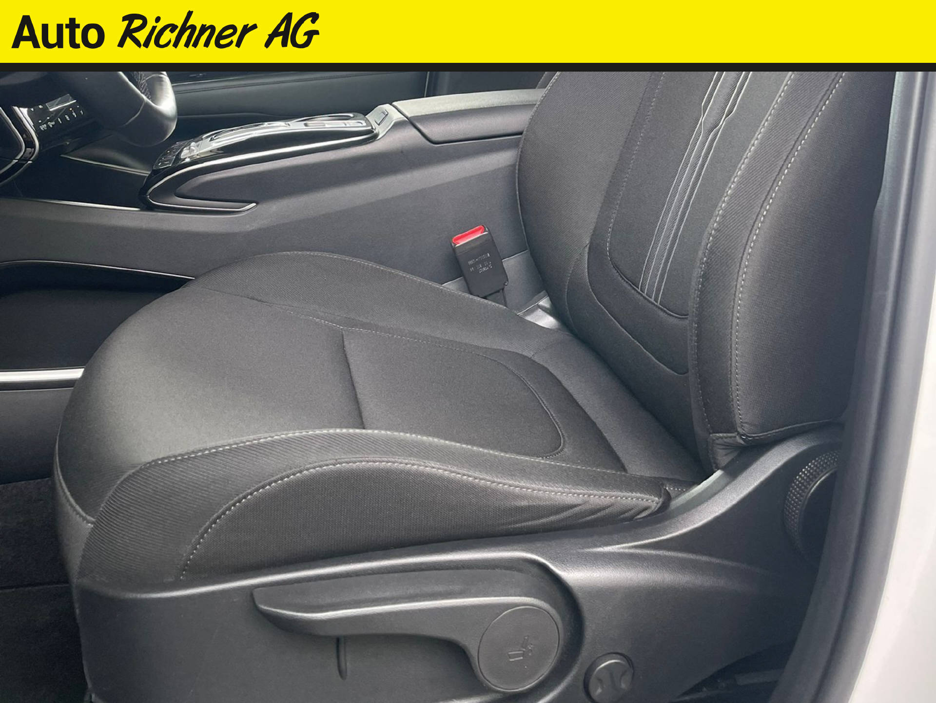 HYUNDAI Tucson 1.6 T-GDi HEV Origo 4WD-image-5