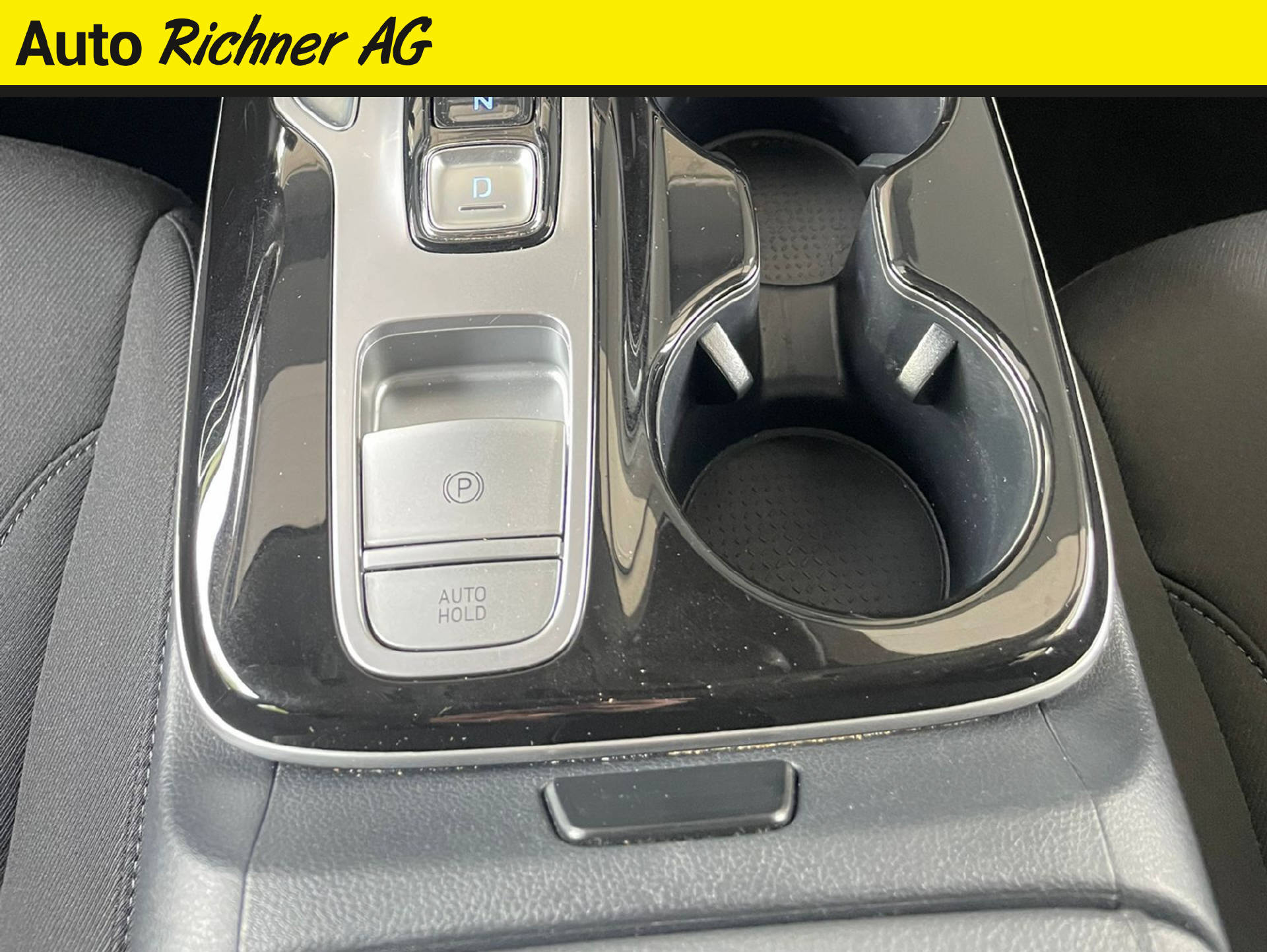 HYUNDAI Tucson 1.6 T-GDi HEV Origo 4WD-image-9