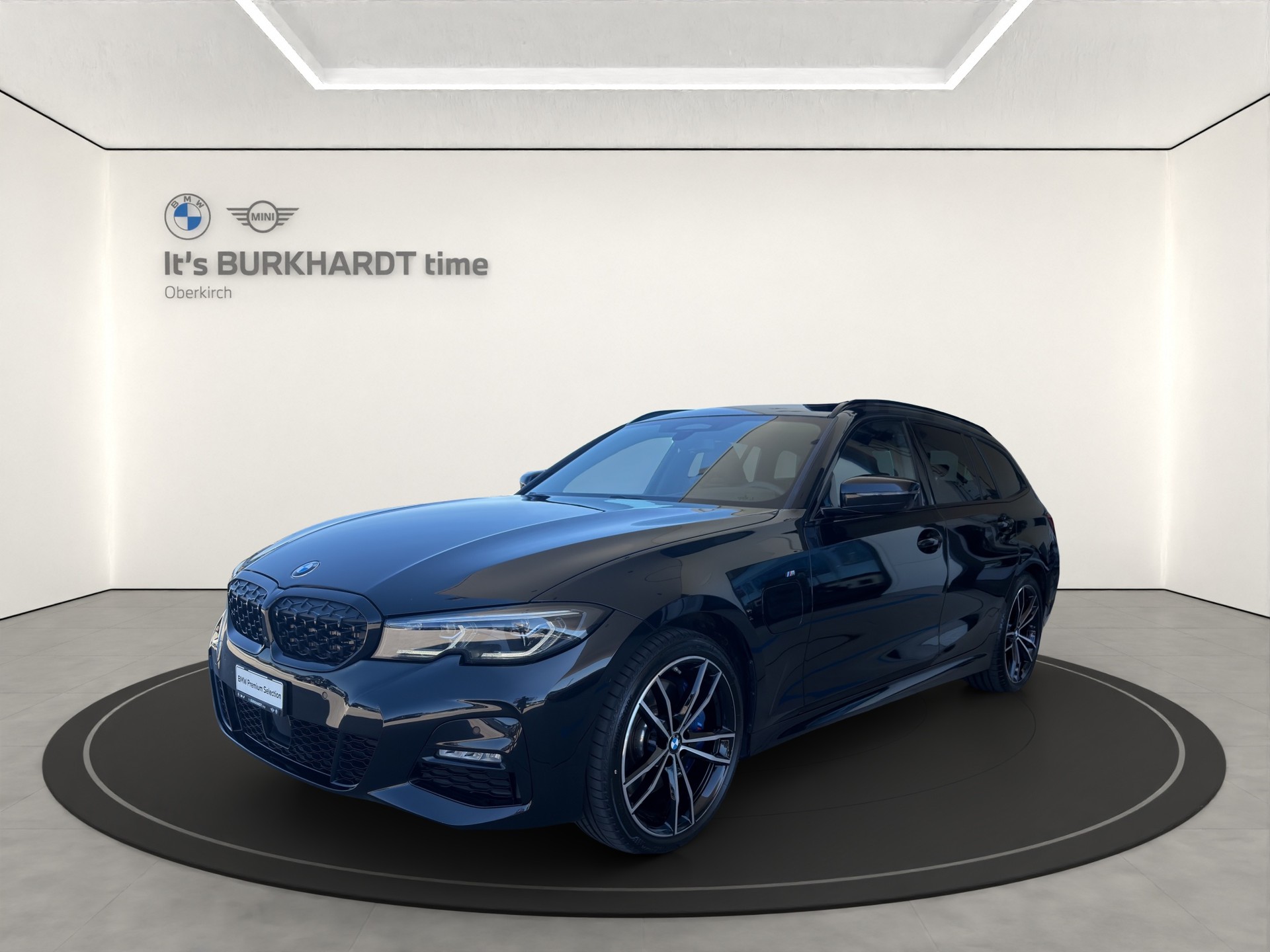 BMW 330e xDrive M Sport-image-0