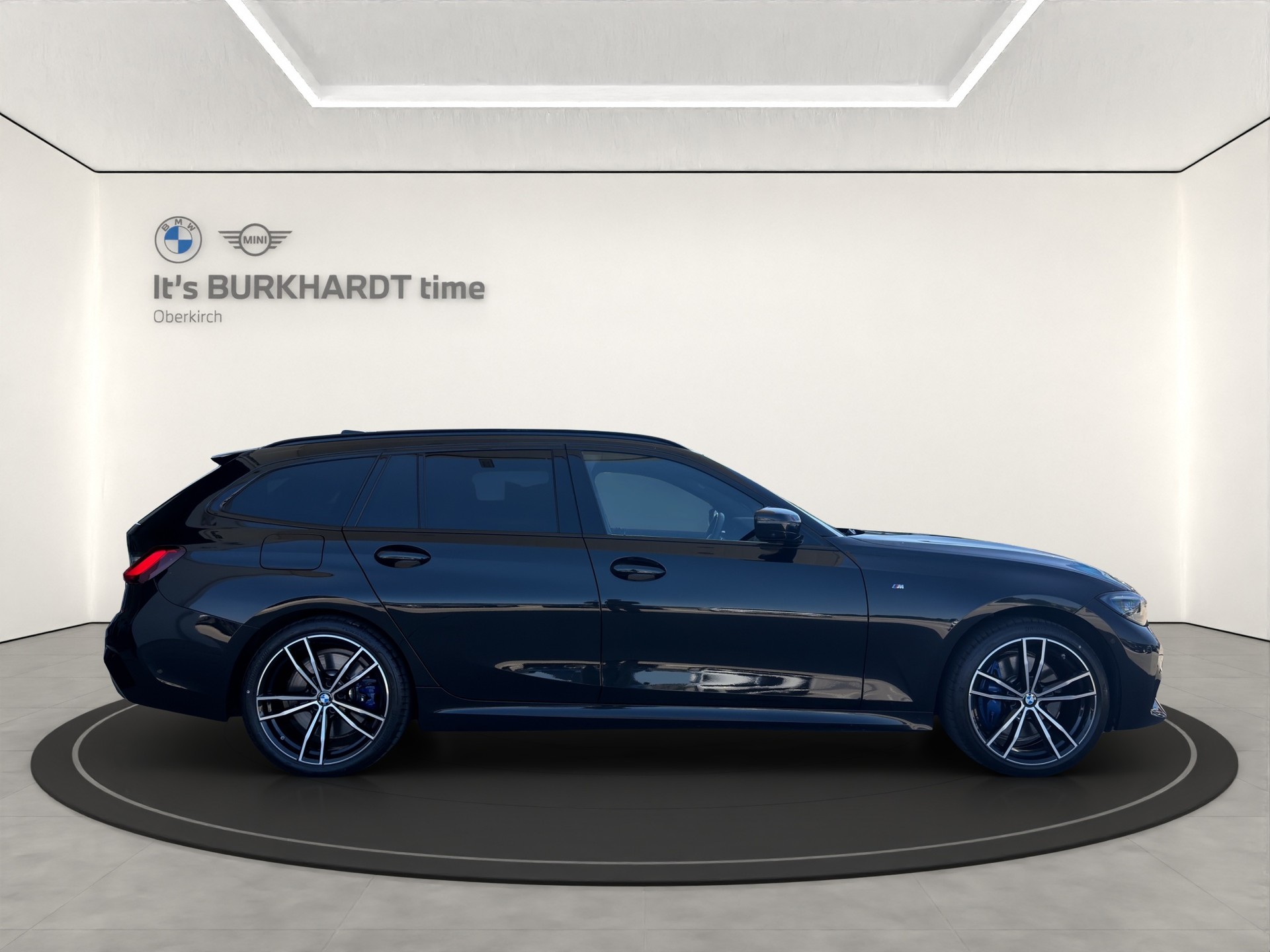 BMW 330e xDrive M Sport-image-5