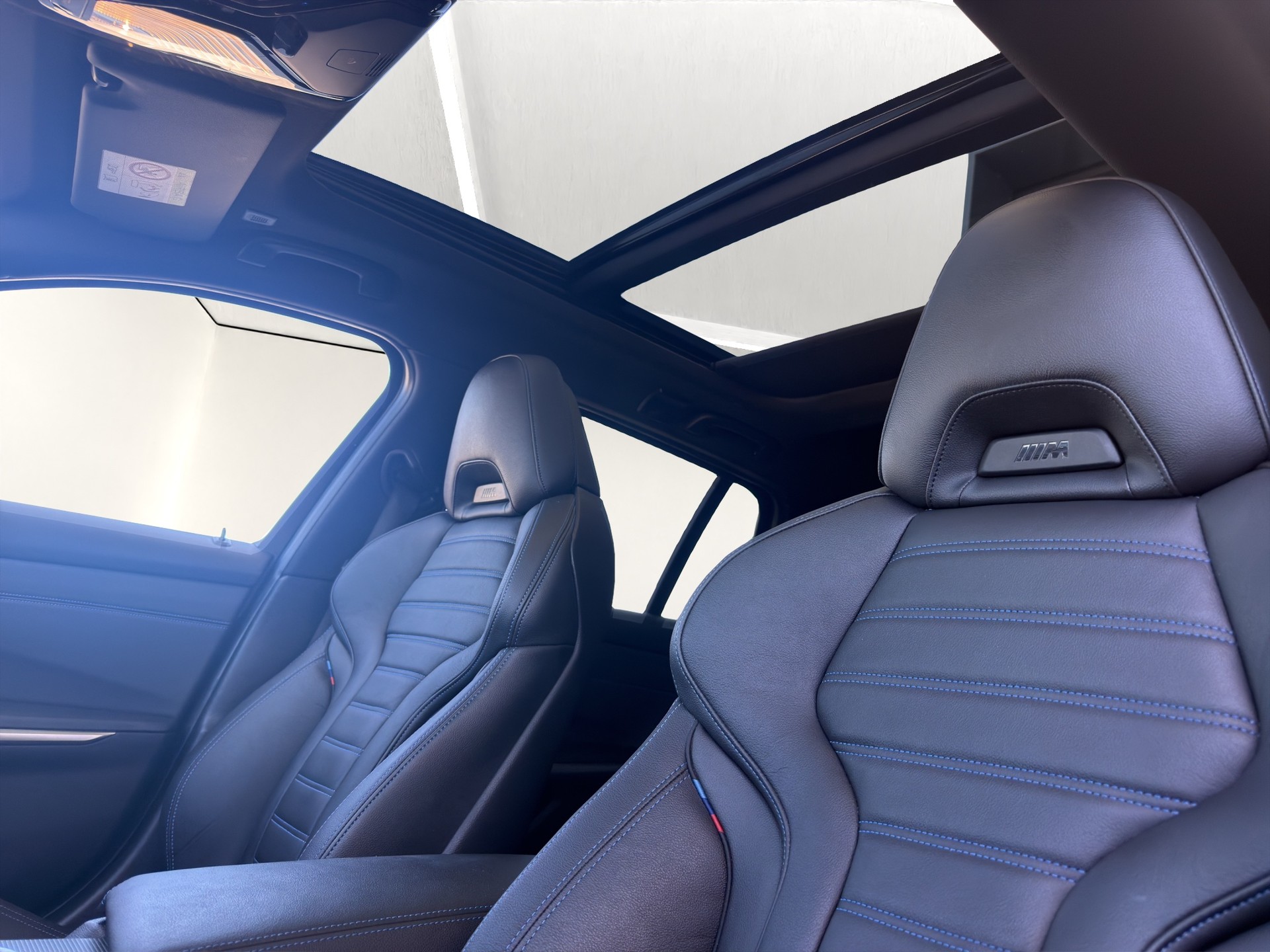 BMW 330e xDrive M Sport-image-15
