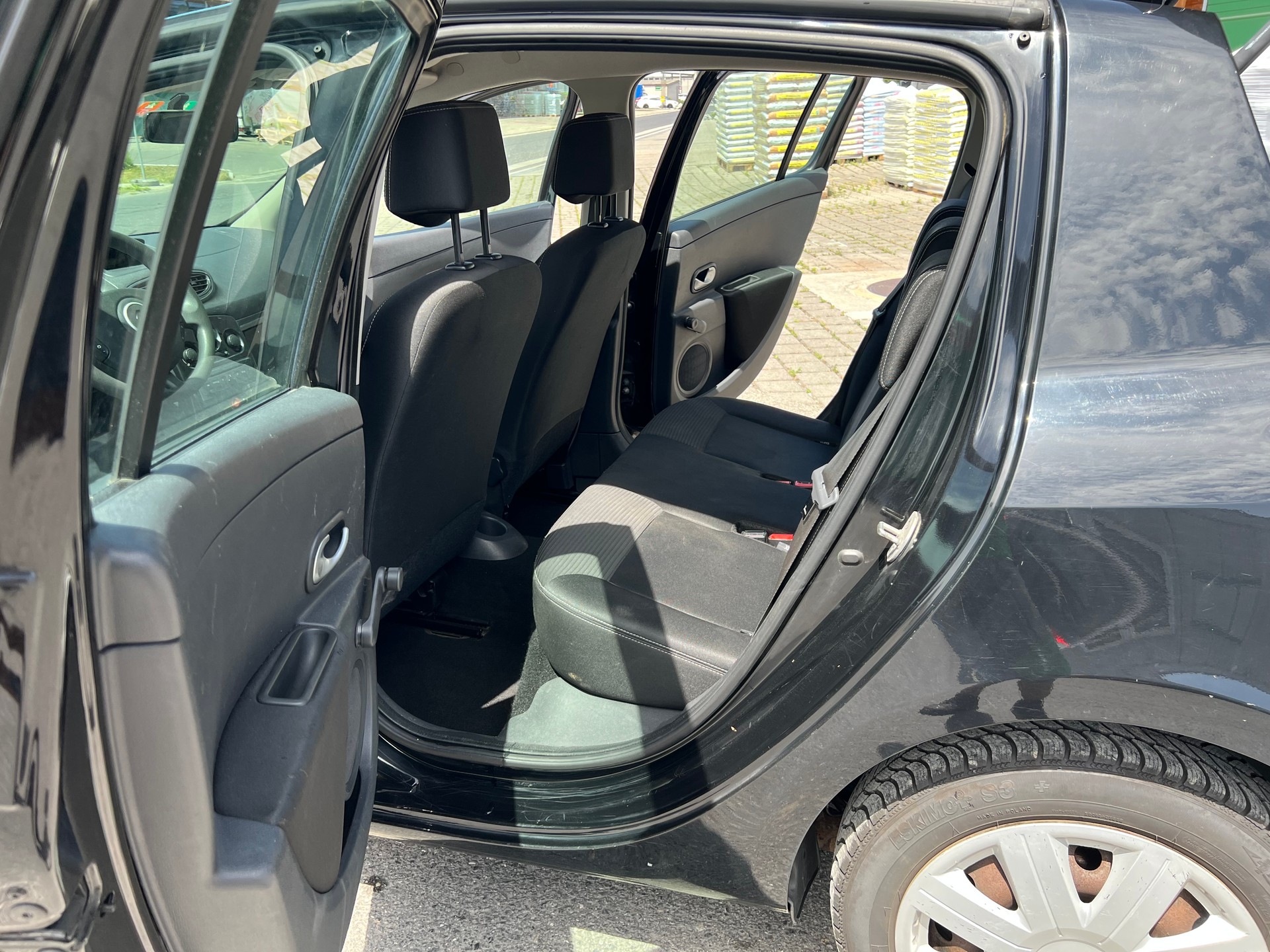 RENAULT Clio 1.2 16V Collection-image-9