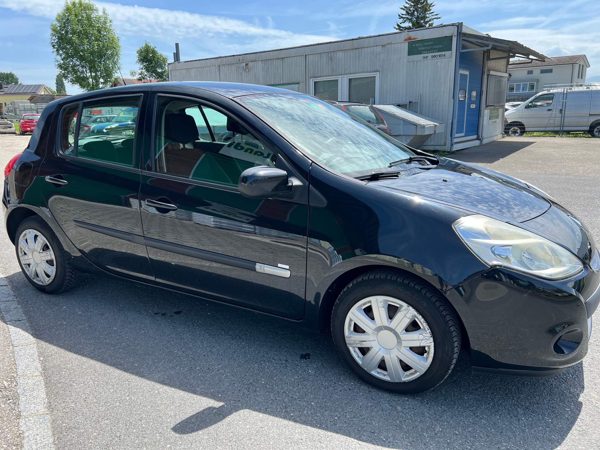 RENAULT Clio 1.2 16V Collection-image-2