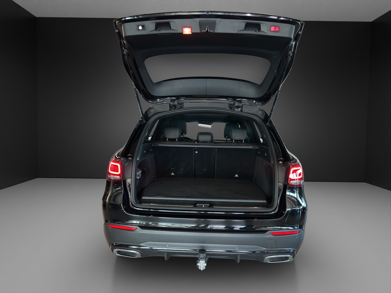 MERCEDES-BENZ GLC 300 de AMG Line 4M A-image-6