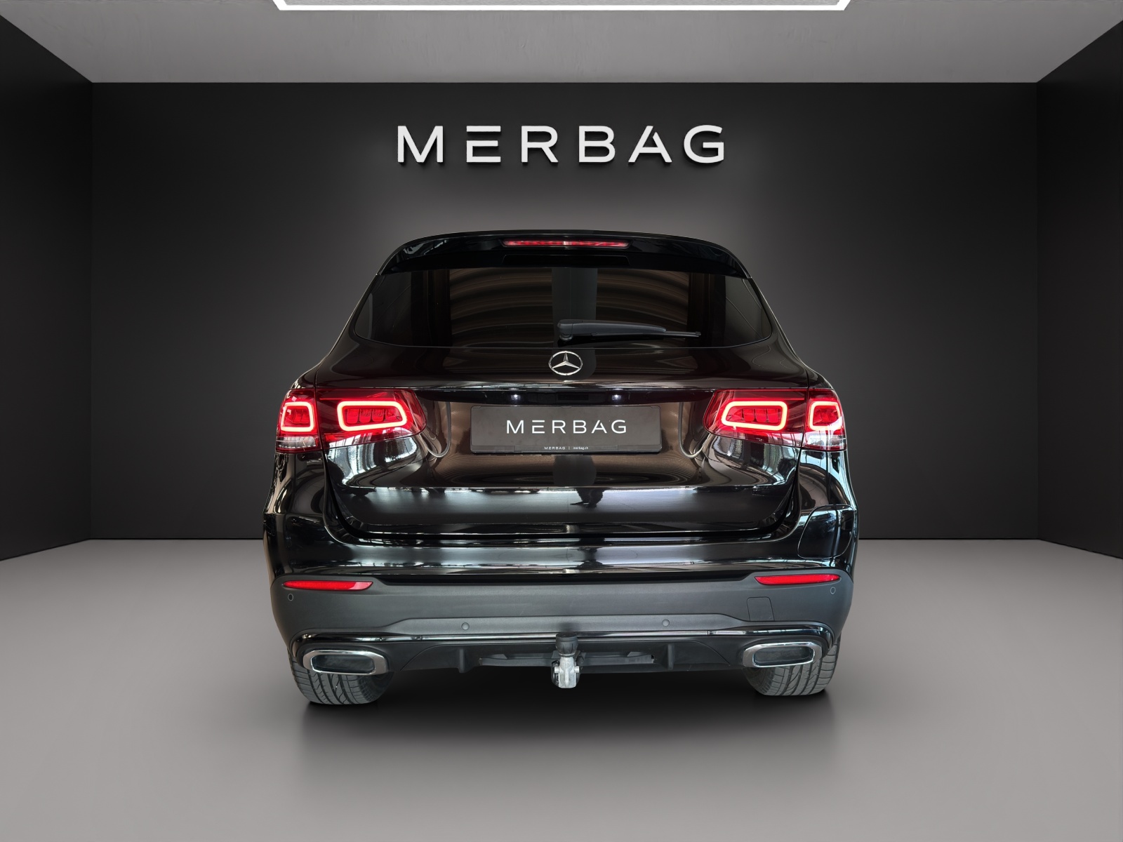 MERCEDES-BENZ GLC 300 de AMG Line 4M A-image-4