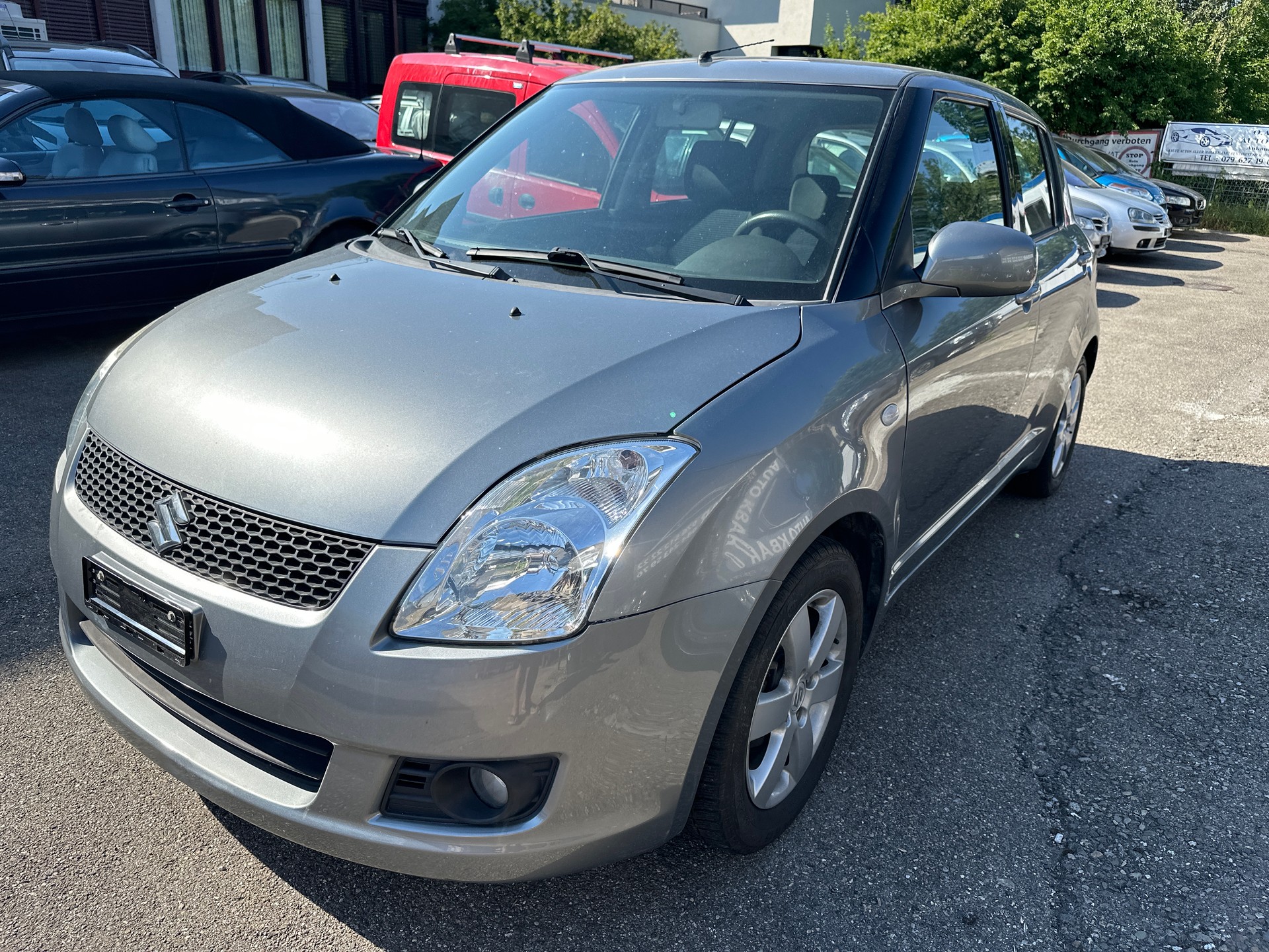 SUZUKI Swift 1.5i 16V VVT GL Top-image-2