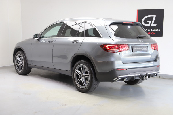 MERCEDES-BENZ GLC 300 e AMG Line 4Matic-image-2