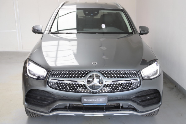MERCEDES-BENZ GLC 300 e AMG Line 4Matic-image-4