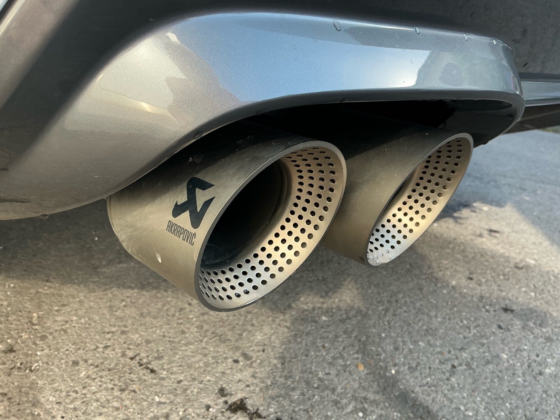 CUPRA Ateca VZ 4Drive *** AKRAPOVIC SPORTAUSPUFF ***-image-31