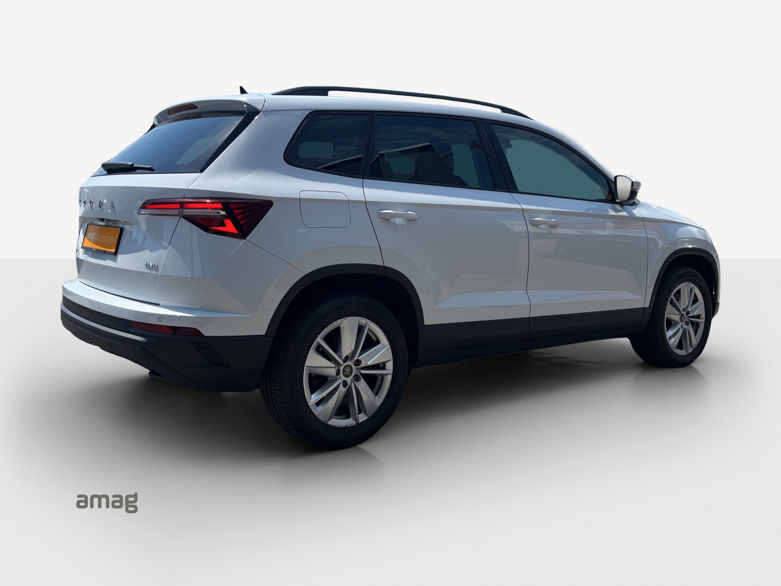 SKODA Karoq 2.0 TDI CR Selection 4x4 DSG-image-4