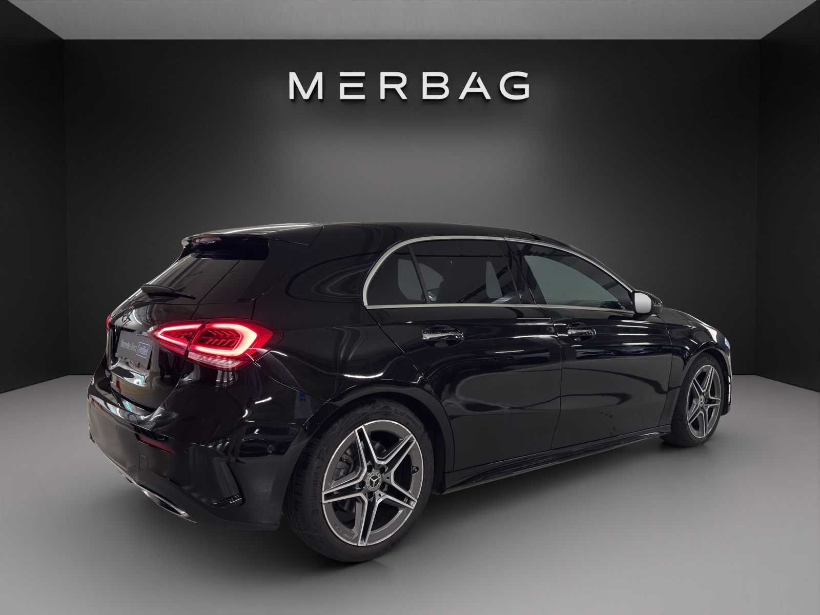 MERCEDES-BENZ A 200 AMG Line 7G-DCT-image-7
