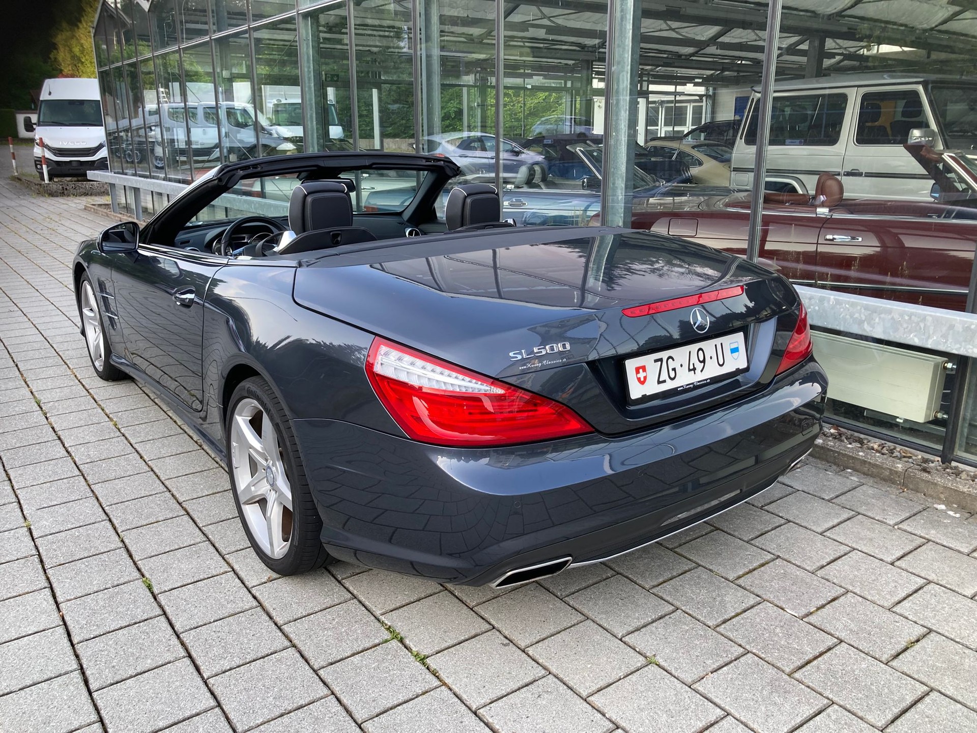 MERCEDES-BENZ SL 500 7G-Tronic-showroom-element-3