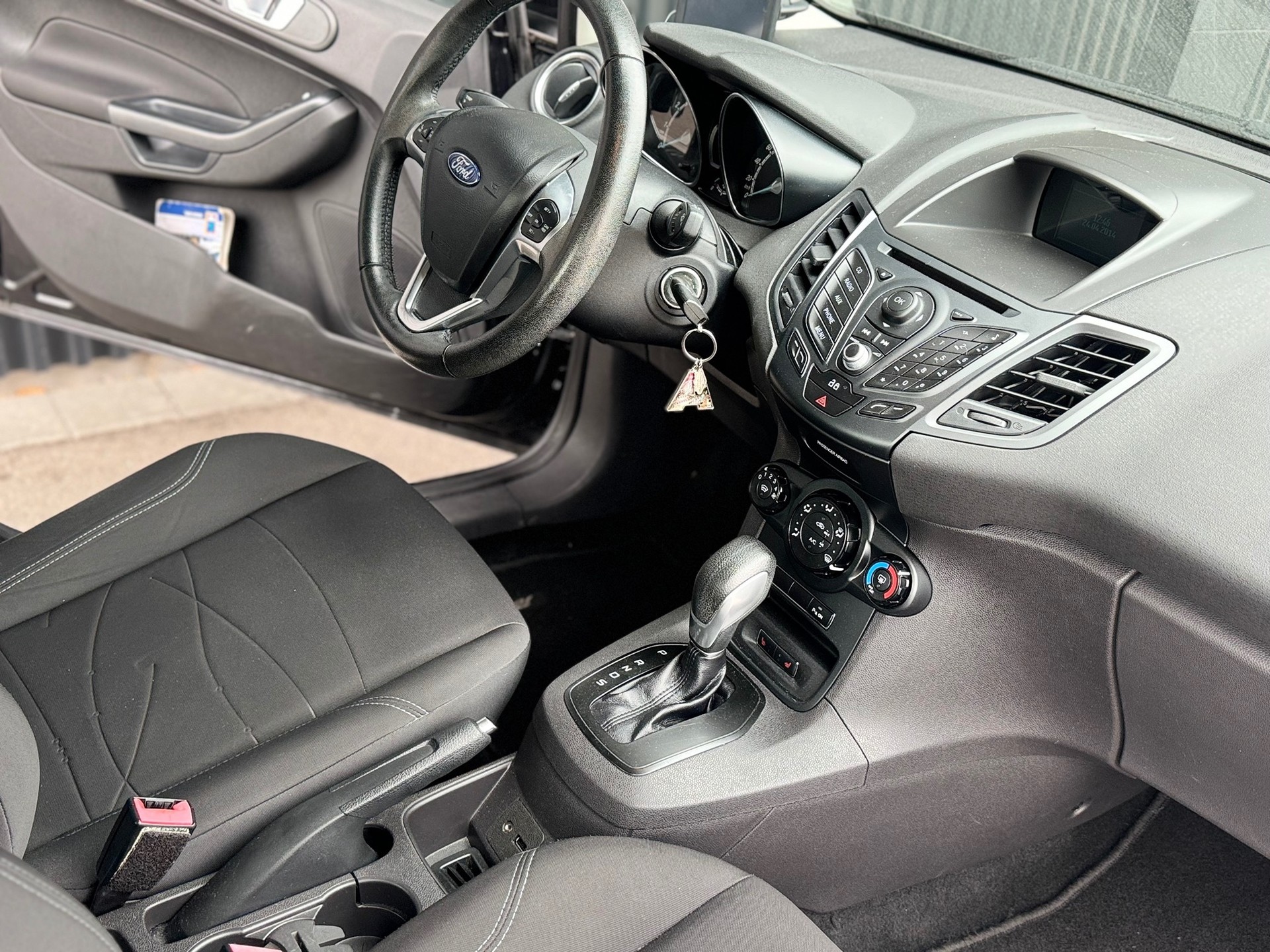 FORD Fiesta 1.0 SCTi Titanium PowerShift-image-4