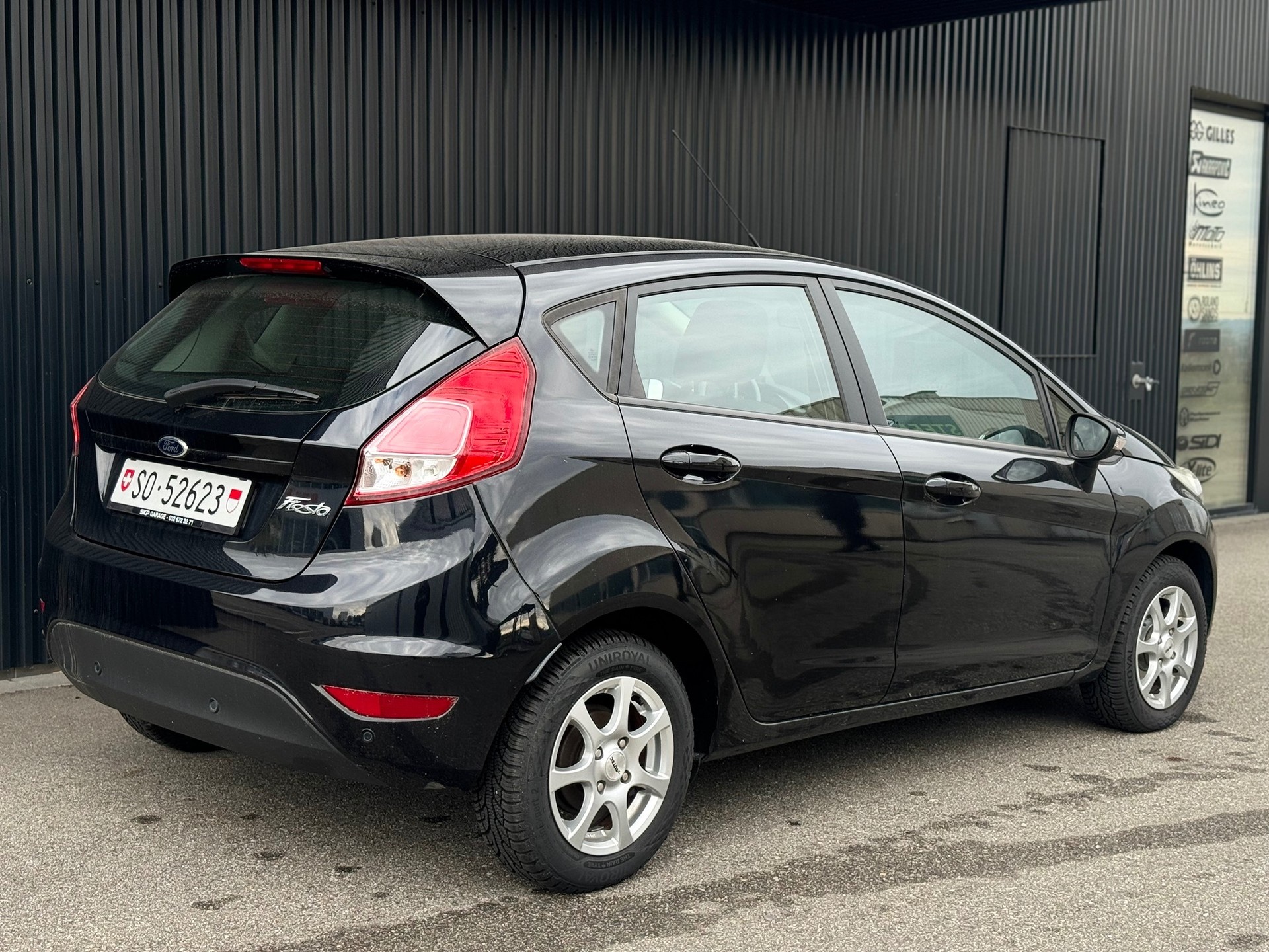 FORD Fiesta 1.0 SCTi Titanium PowerShift-image-3