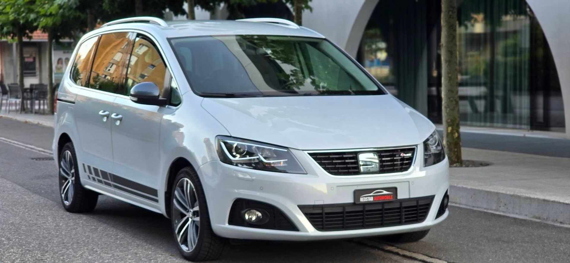 SEAT Alhambra 2.0 TDI FR Line 4Drive | 7-Plätzer-showroom-element-1