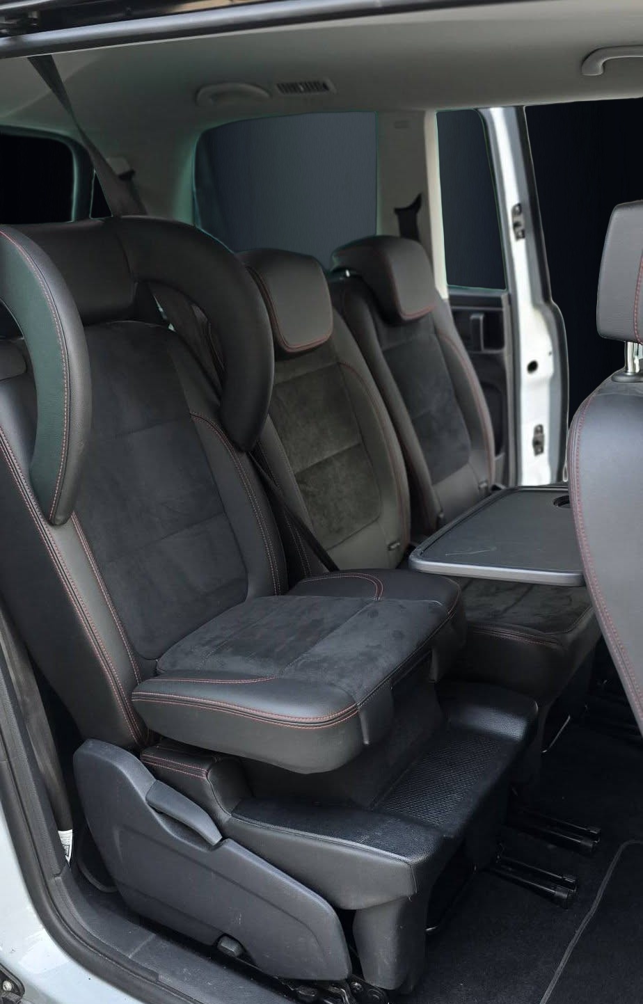 SEAT Alhambra 2.0 TDI FR Line 4Drive | 7-Plätzer-image-21