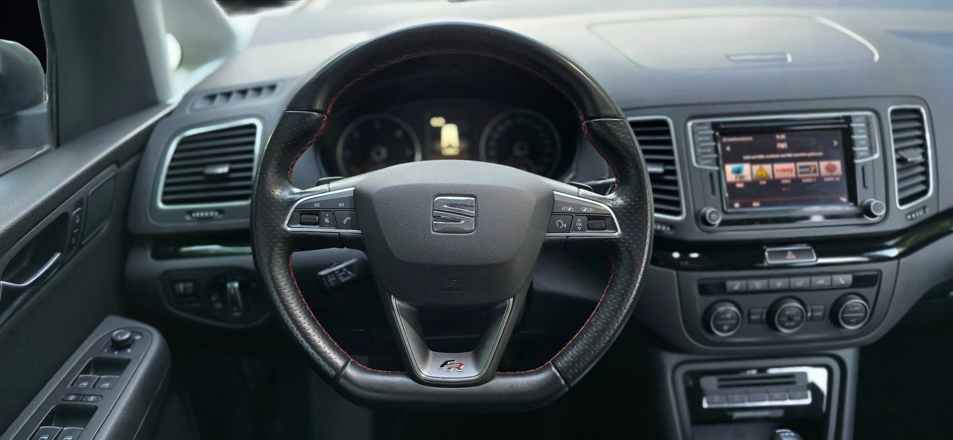 SEAT Alhambra 2.0 TDI FR Line 4Drive | 7-Plätzer-image-16