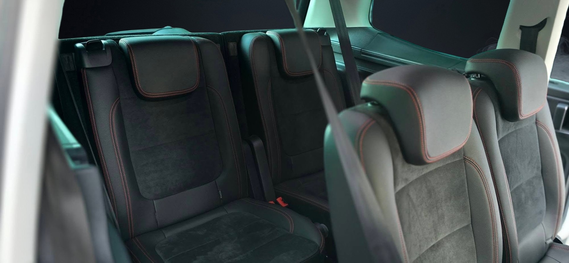 SEAT Alhambra 2.0 TDI FR Line 4Drive | 7-Plätzer-image-22