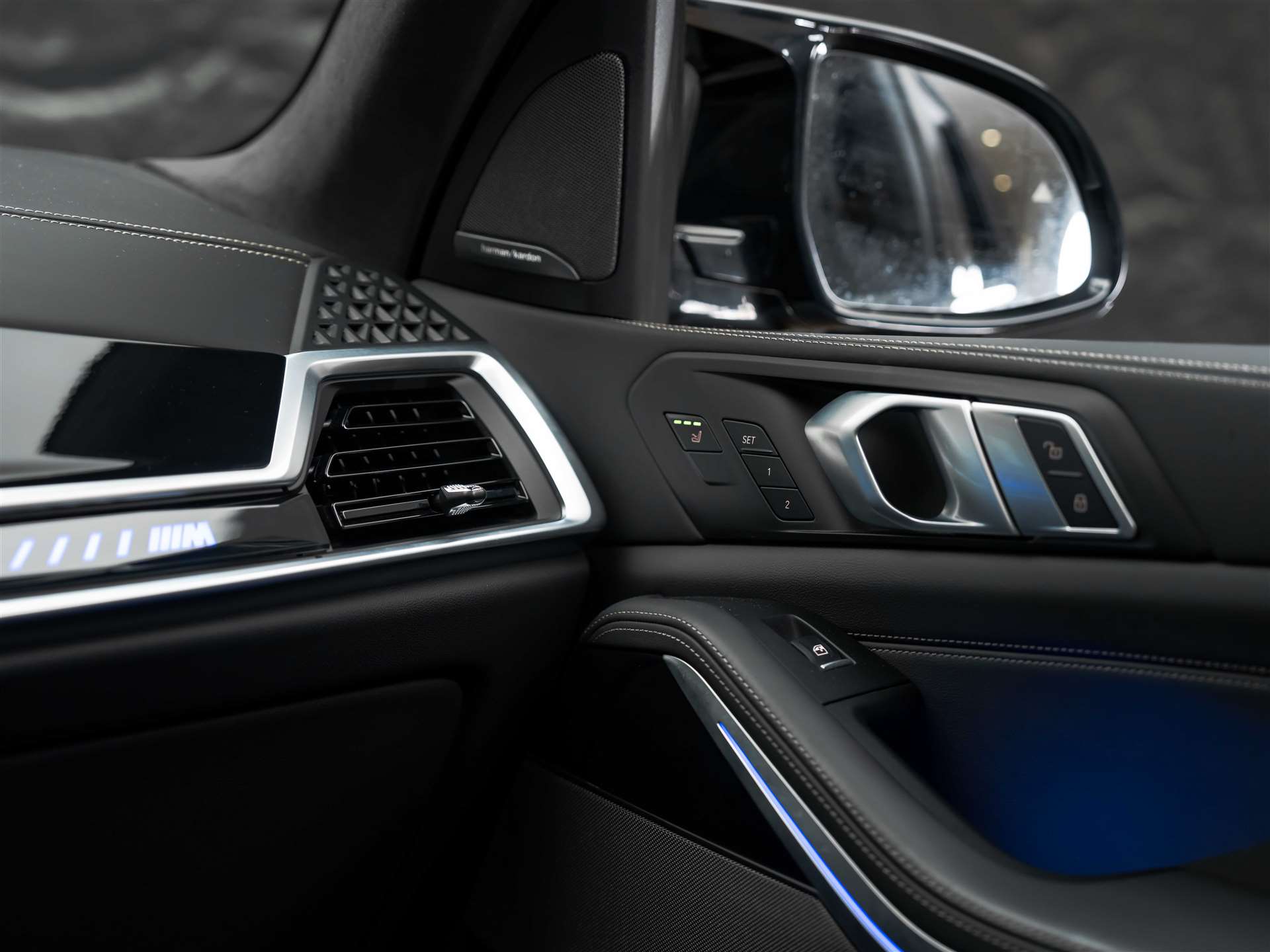 BMW X5 xDrive M60i M Sport Pro Steptronic *Werksgarantie*Head Up Display*Sitzbelüftung*Panorama*-image-33