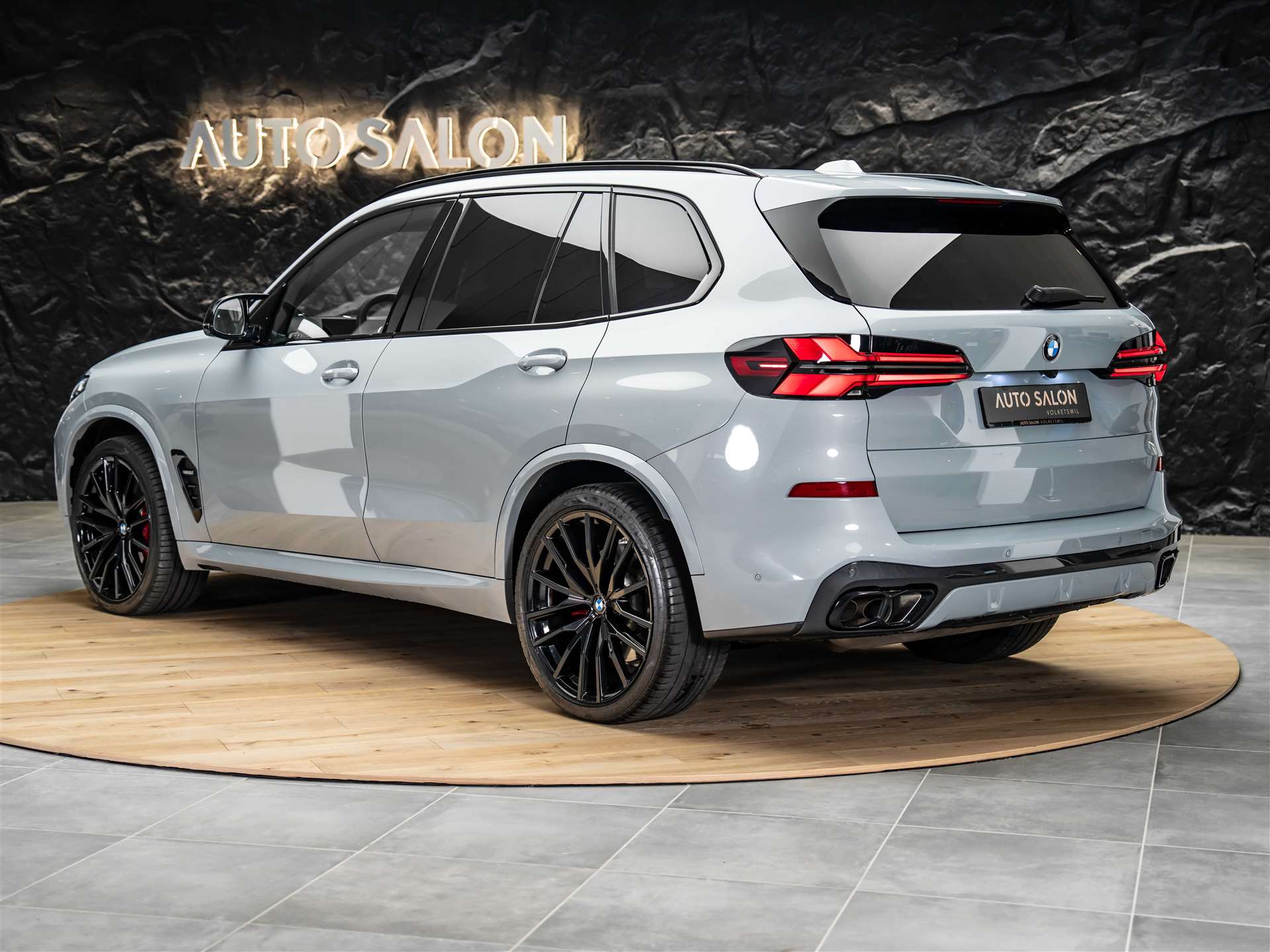 BMW X5 xDrive M60i M Sport Pro Steptronic *Werksgarantie*Head Up Display*Sitzbelüftung*Panorama*-image-2