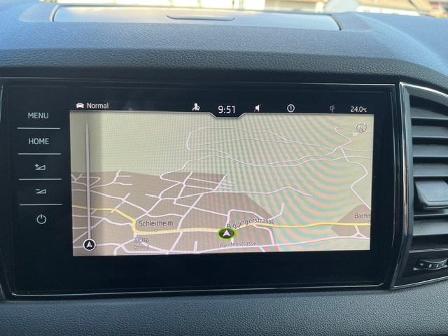 SKODA Karoq 2.0 TDI Style 4x4 DSG-image-10