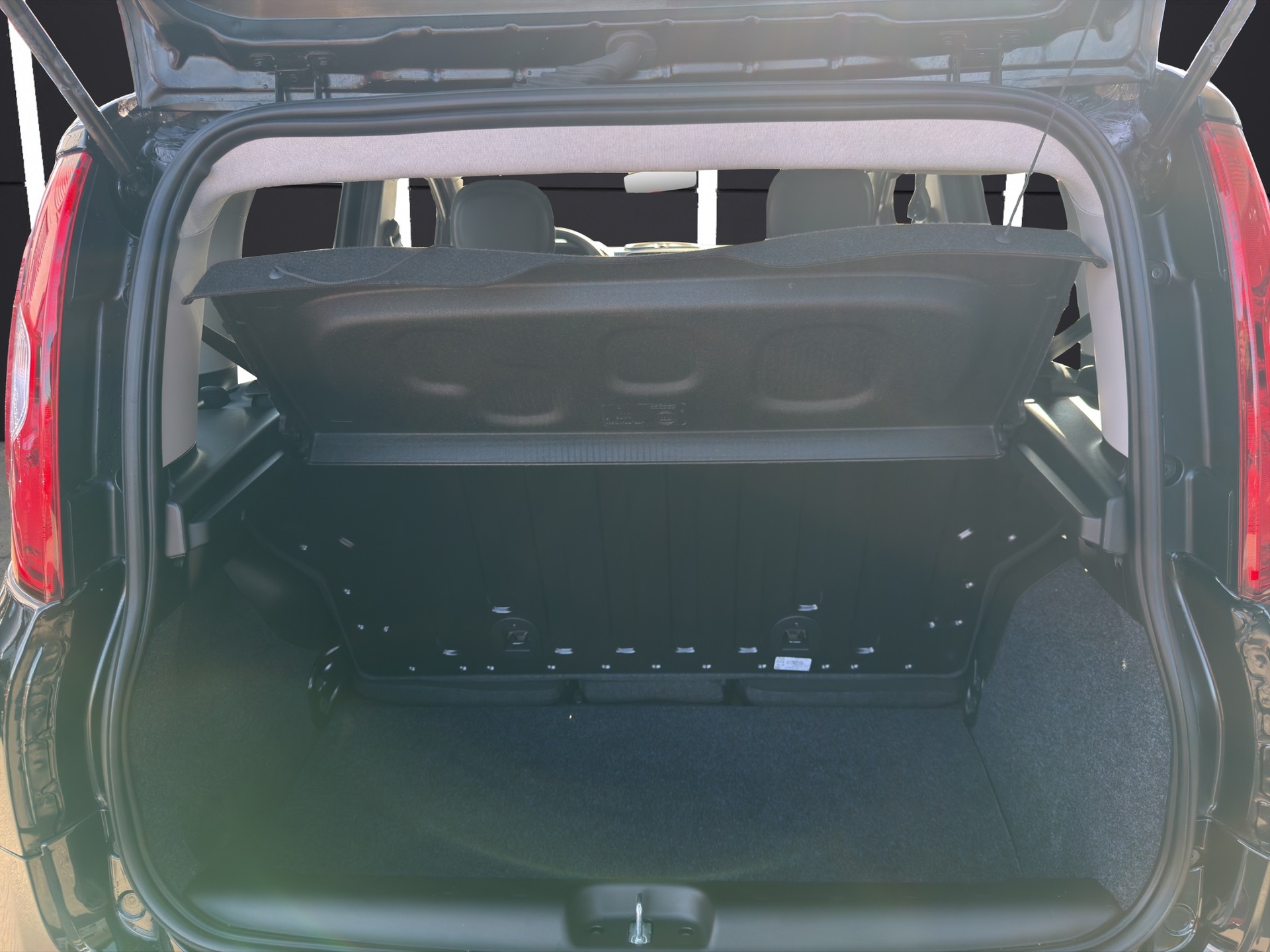 FIAT Panda 1.0 MHEV City-image-11