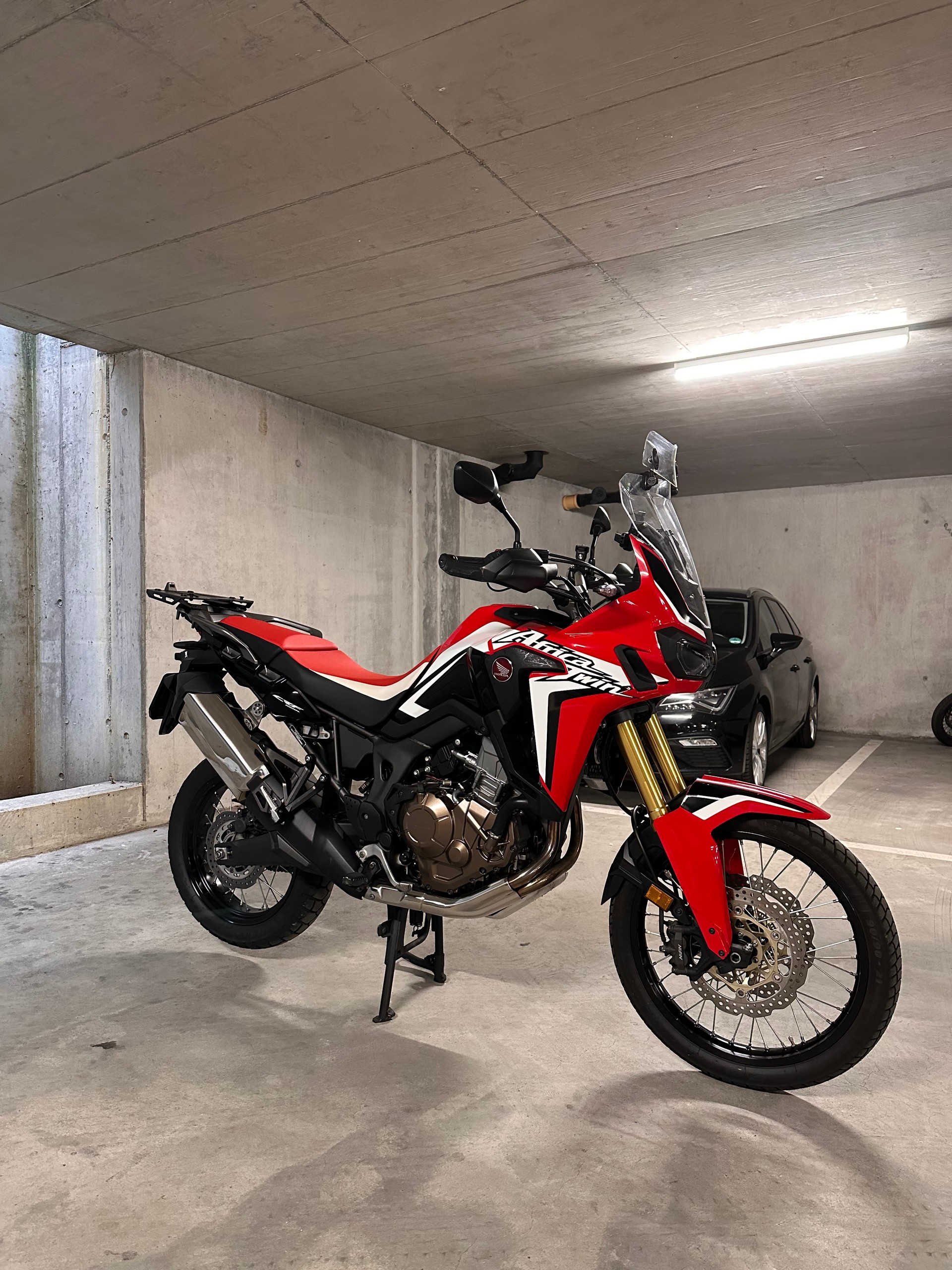 HONDA CRF 1000 Africa Twin-image-8