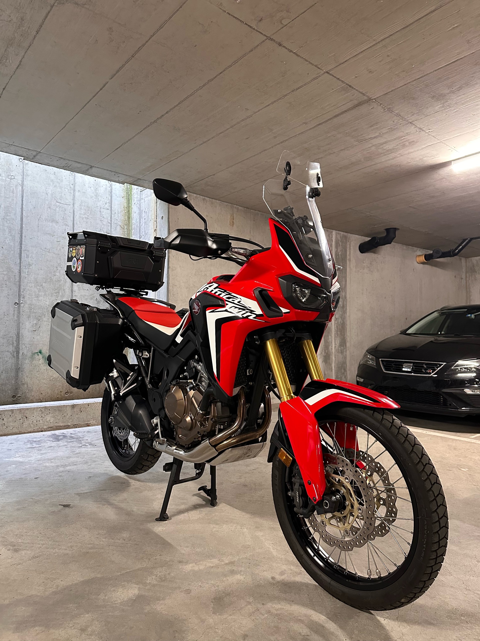 HONDA CRF 1000 Africa Twin-image-2