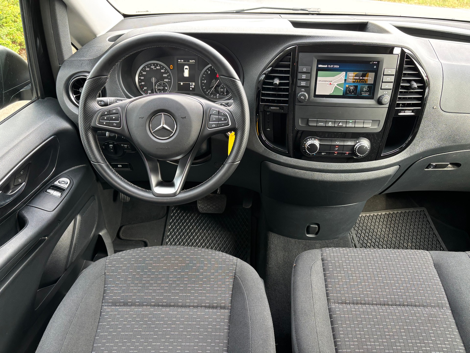 MERCEDES-BENZ Vito Tourer 116 CDI Long Sel. 4M-image-9