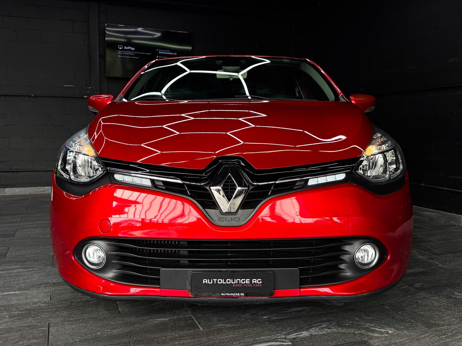 RENAULT Clio 1.5 dCi Swiss Edition-image-1