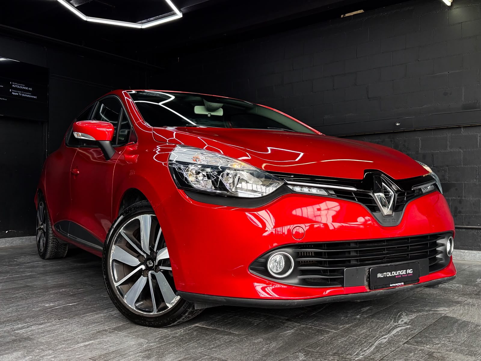 RENAULT Clio 1.5 dCi Swiss Edition-image-0