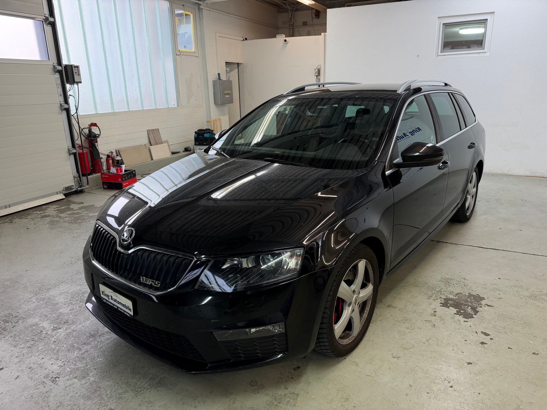 SKODA Octavia Combi 2.0 TSI RS DSG | MFK 10.2025 | Automat-image-1