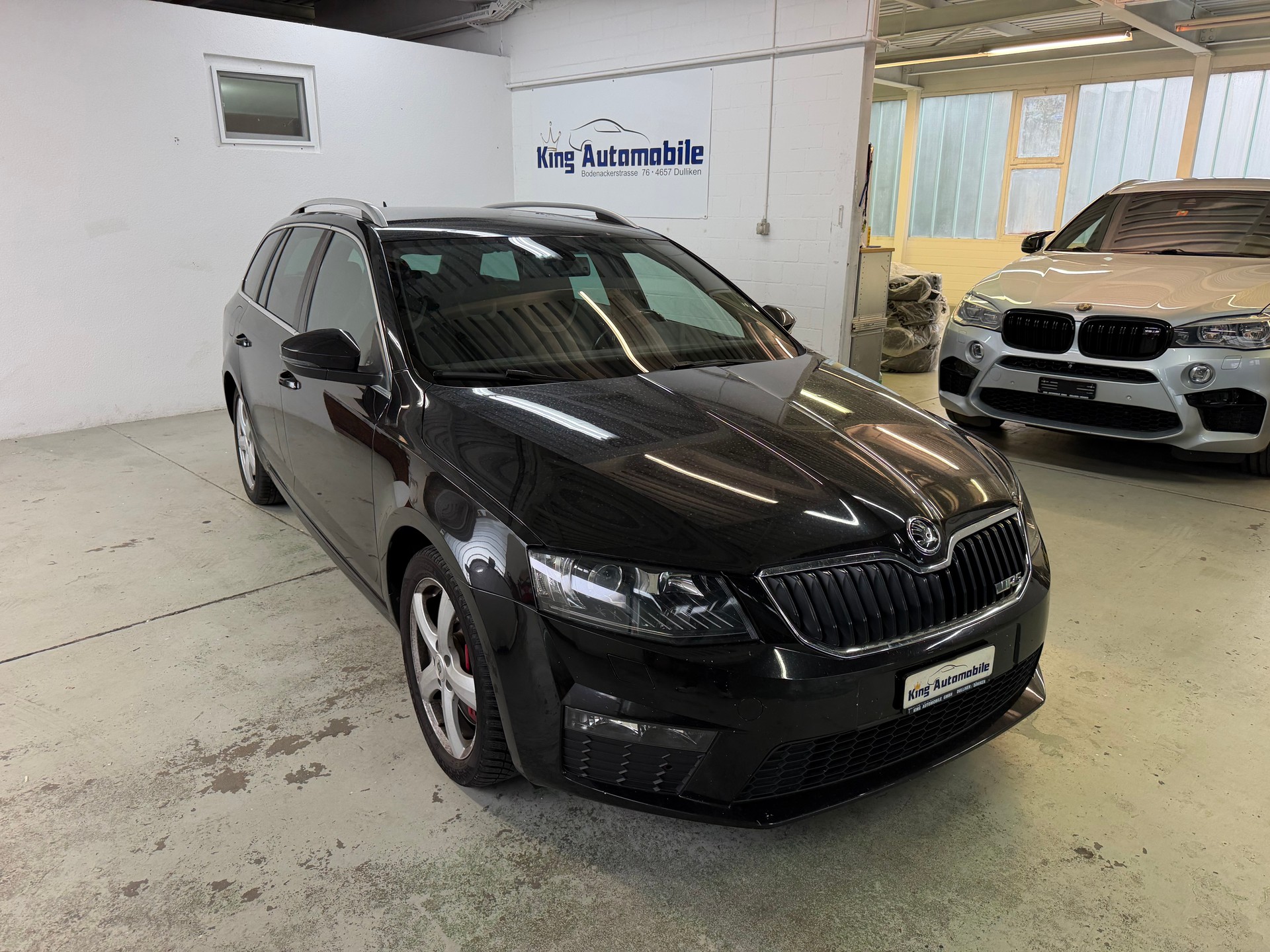 SKODA Octavia Combi 2.0 TSI RS DSG | MFK 10.2025 | Automat-image-3