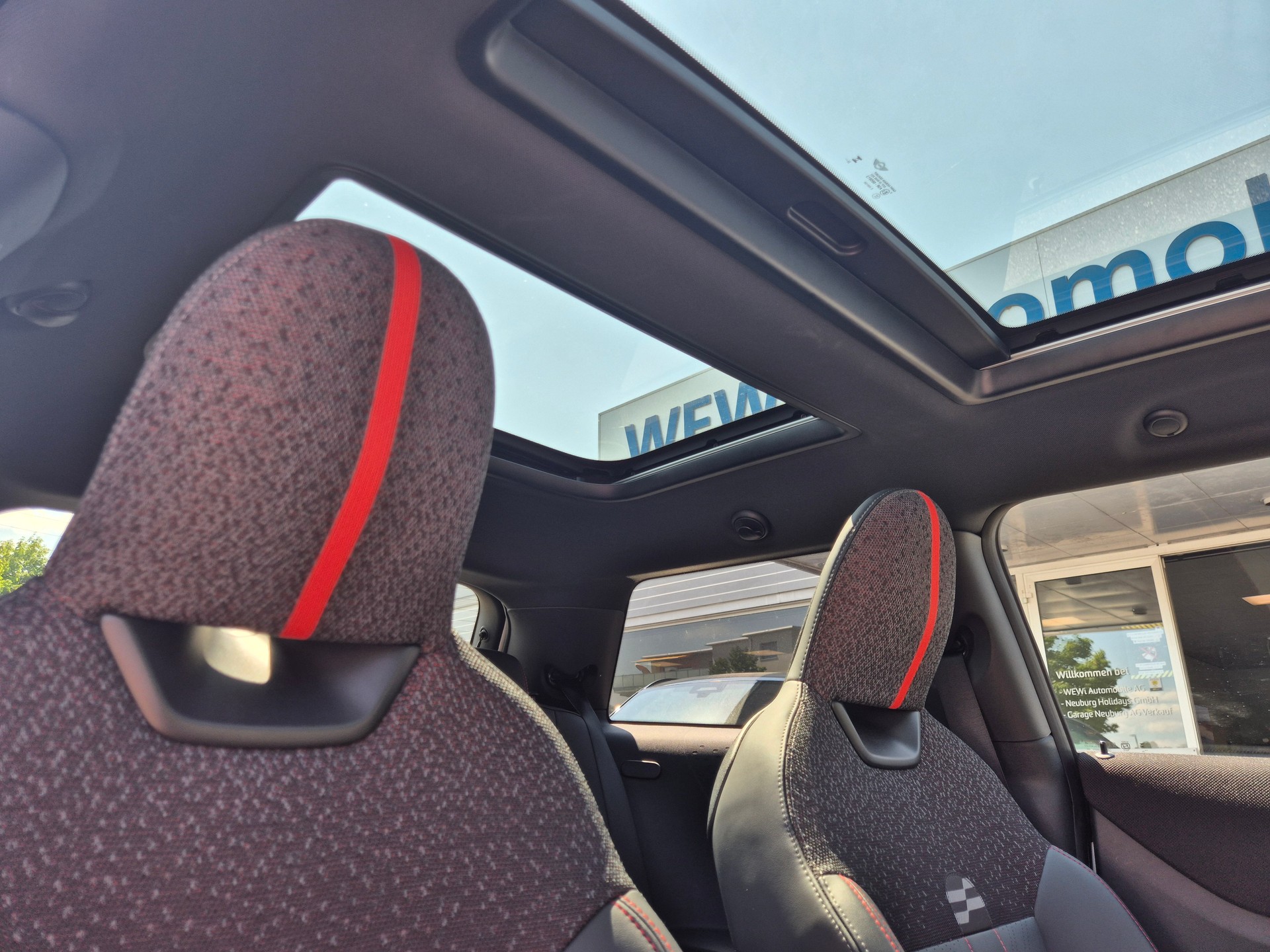 MINI Cooper John Cooper Works DKG-image-9