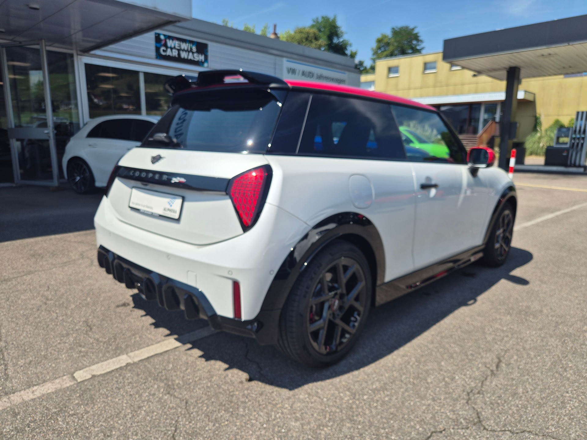 MINI Cooper John Cooper Works DKG-image-4