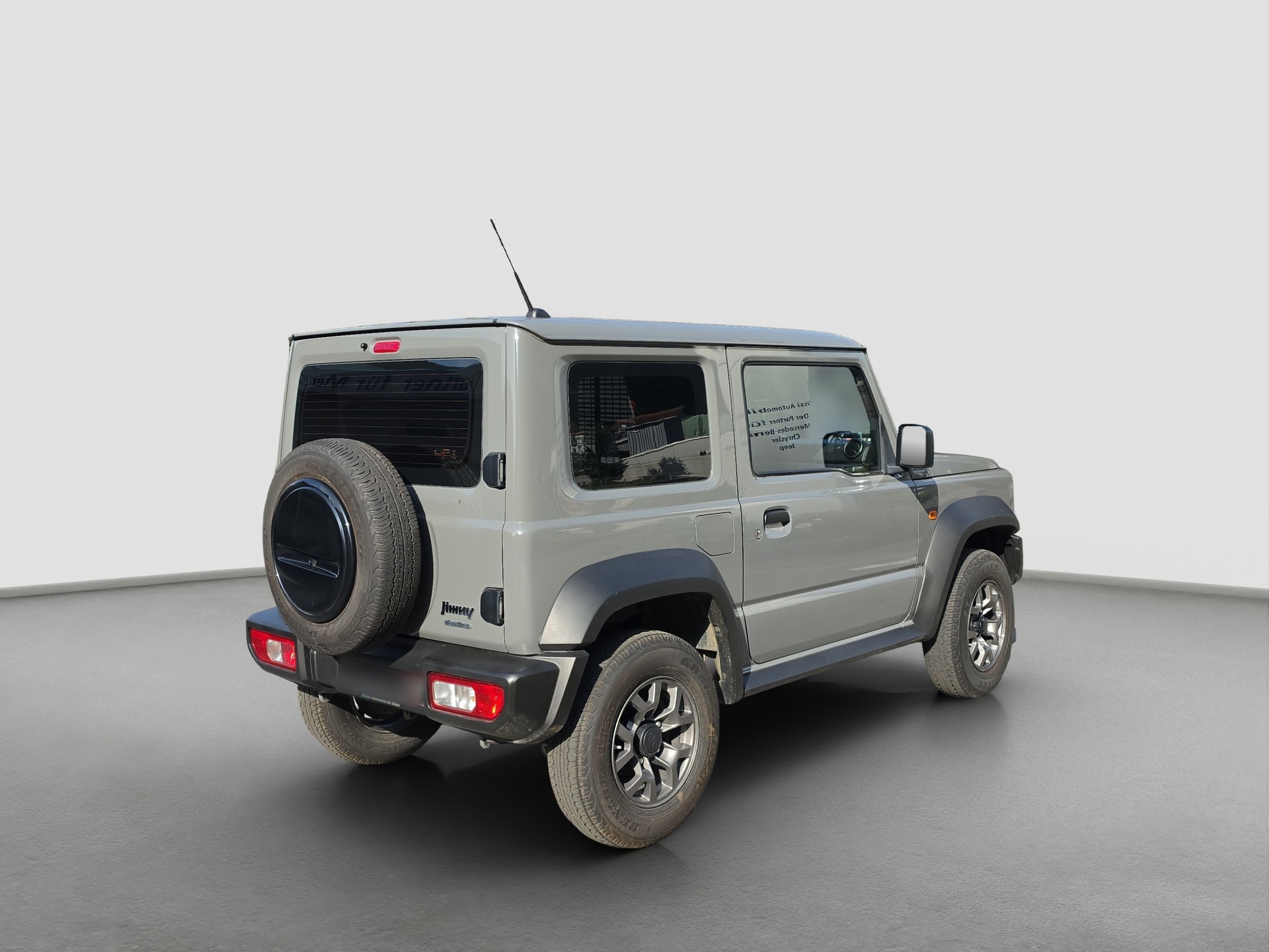 SUZUKI Jimny 1.5 Compact+ 4x4-image-3