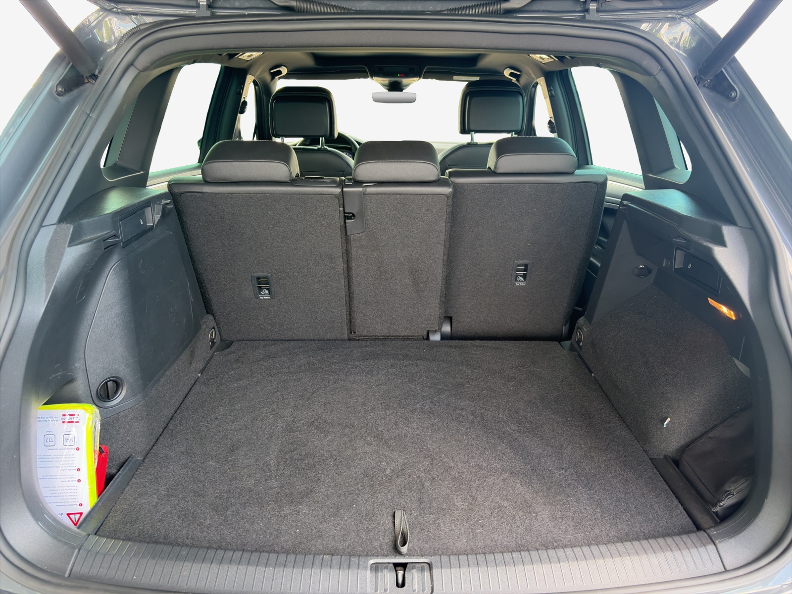 VW Tiguan 1.4TSI PHEV Selection DSG-image-12
