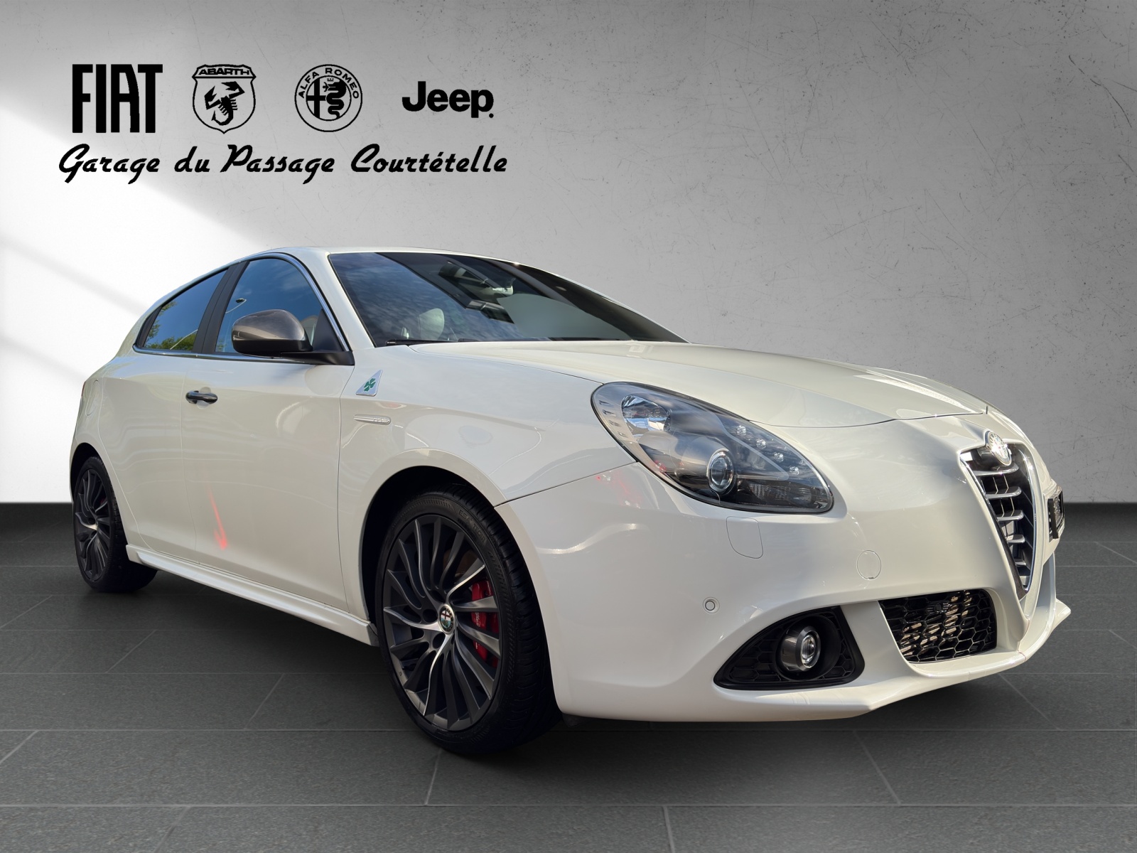 ALFA ROMEO Giulietta 1750 TBi Quadrifoglio Verde TCT-image-2
