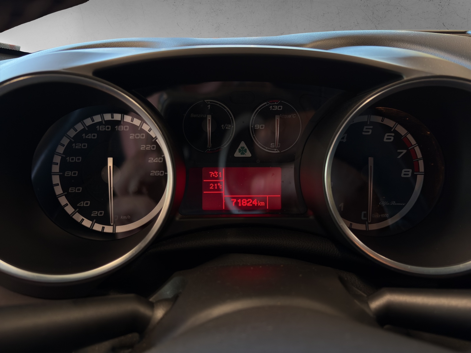 ALFA ROMEO Giulietta 1750 TBi Quadrifoglio Verde TCT-image-9