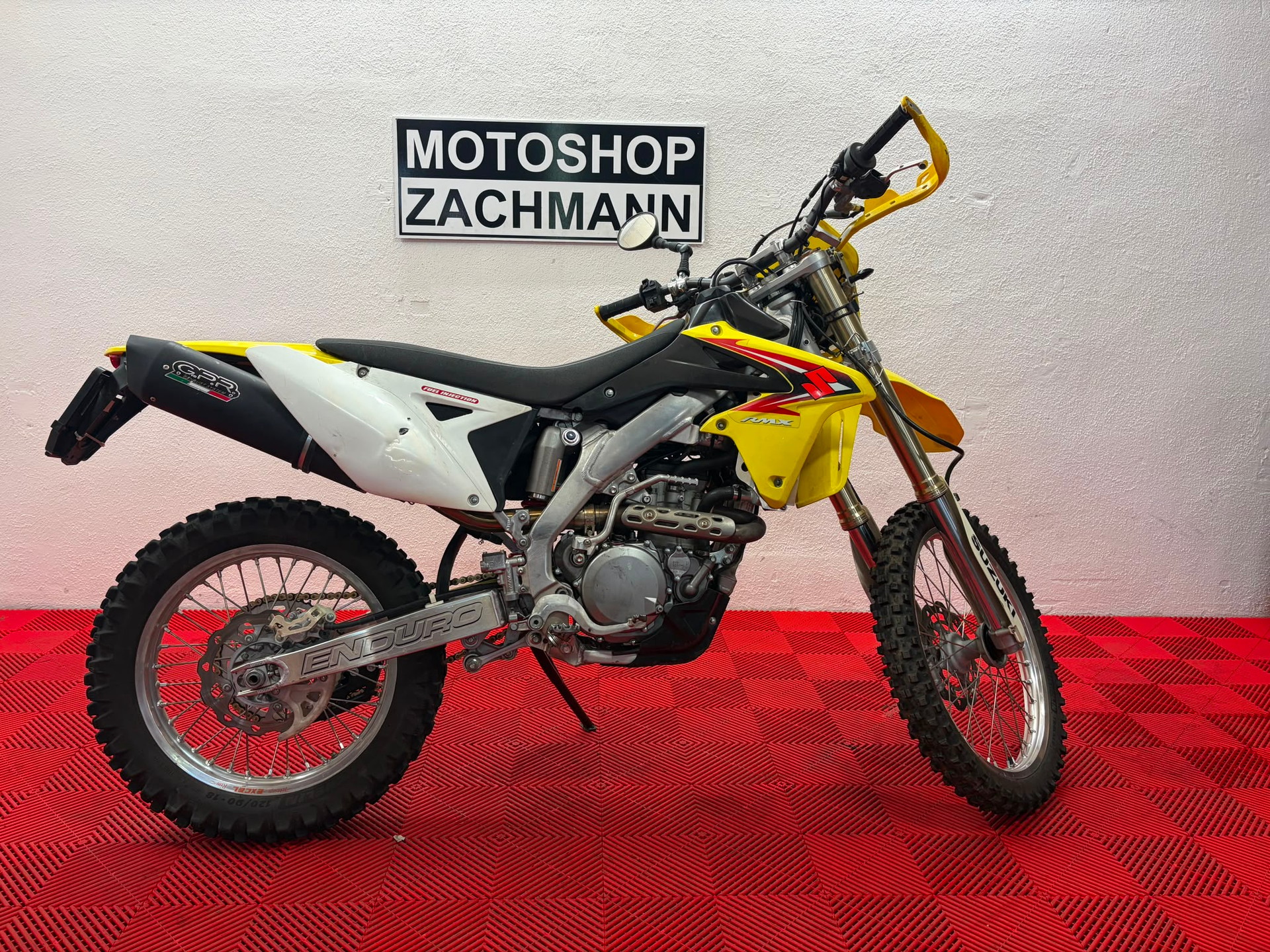 SUZUKI RMX 450 Valenti-showroom-element-1