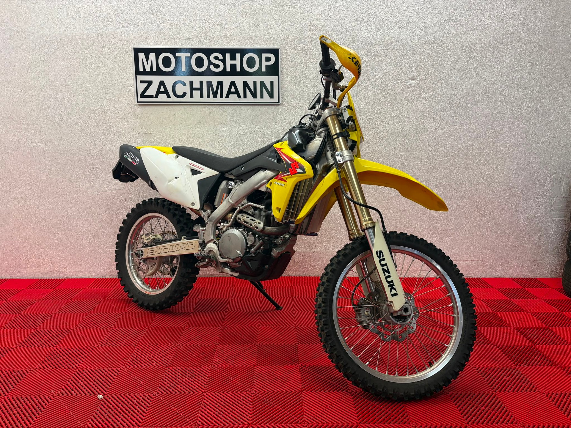 SUZUKI RMX 450 Valenti-showroom-element-2