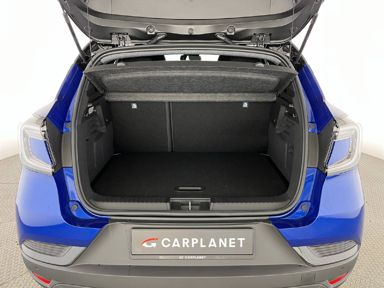 RENAULT Captur 1.8 E-Tech techno-image-17