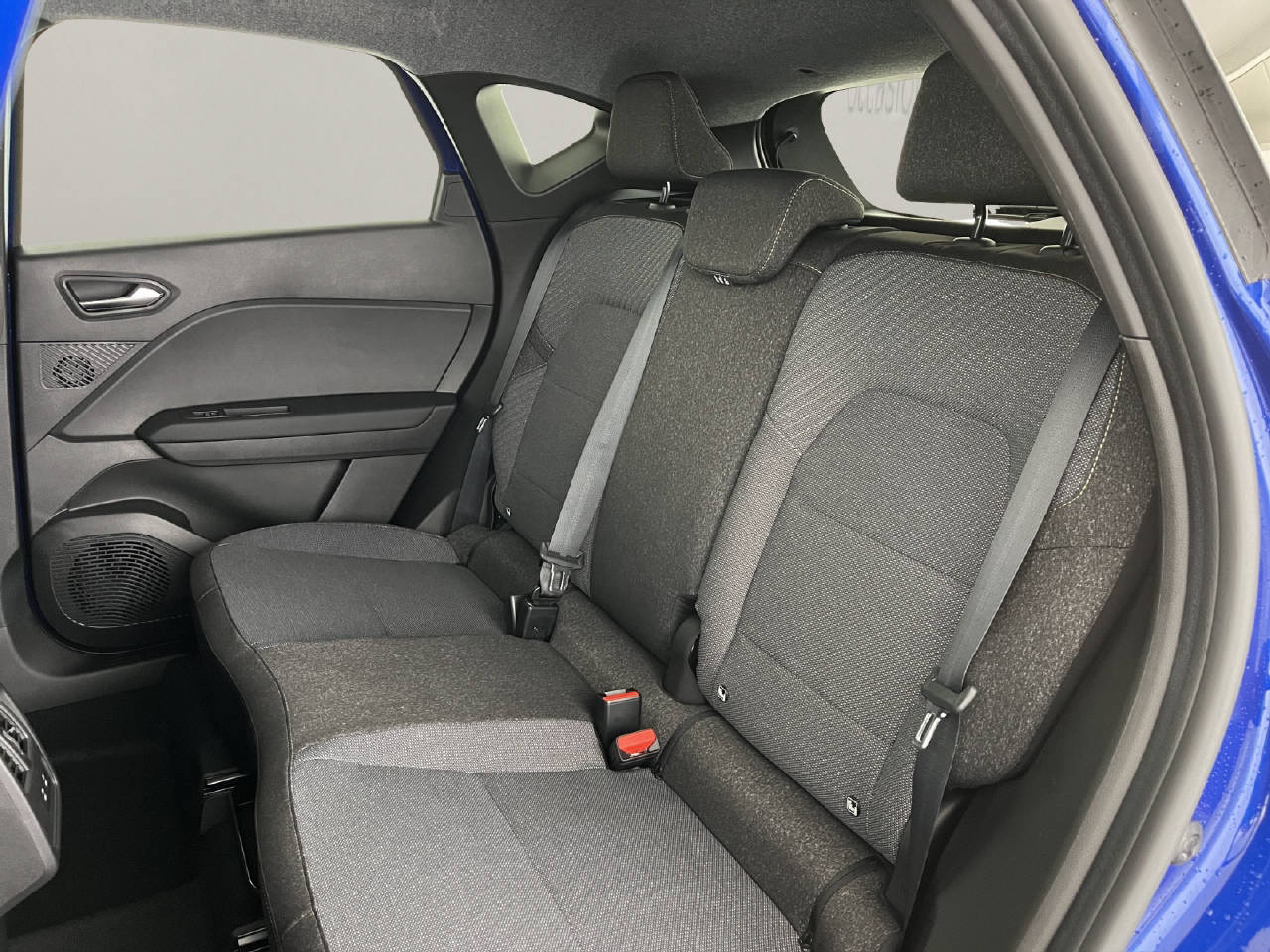 RENAULT Captur 1.8 E-Tech techno-image-16