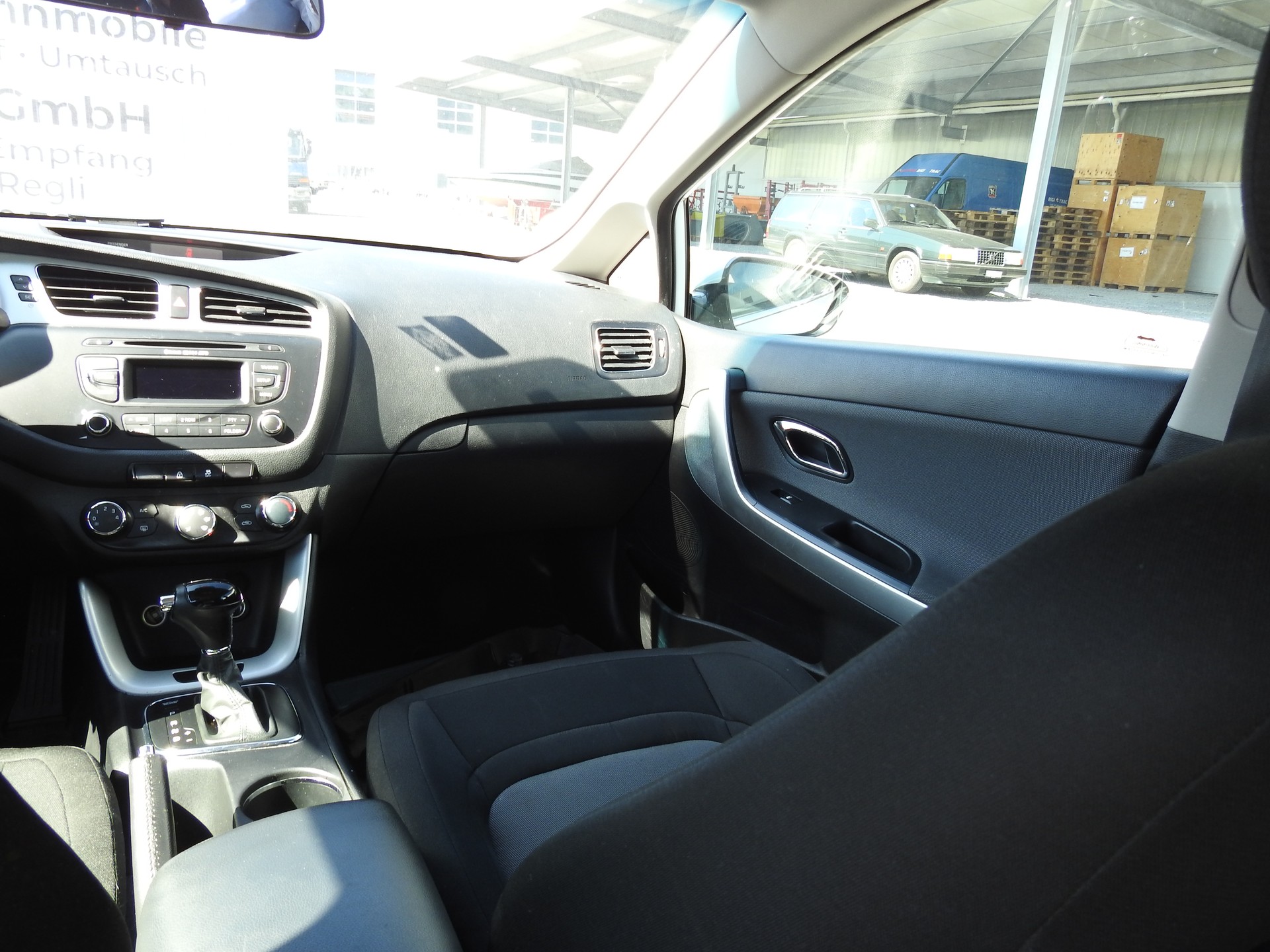 KIA Cee'd Sportswagon 1.6 GDi Trend DCT-image-18