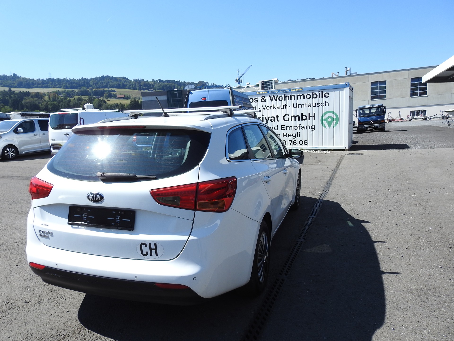 KIA Cee'd Sportswagon 1.6 GDi Trend DCT-image-6