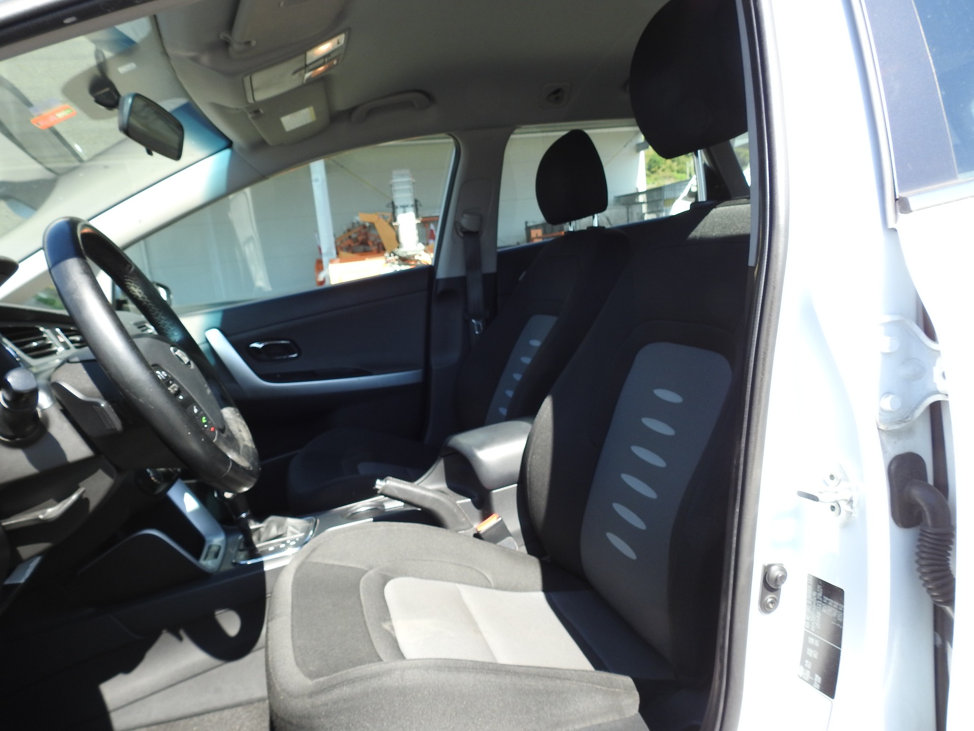 KIA Cee'd Sportswagon 1.6 GDi Trend DCT-image-13