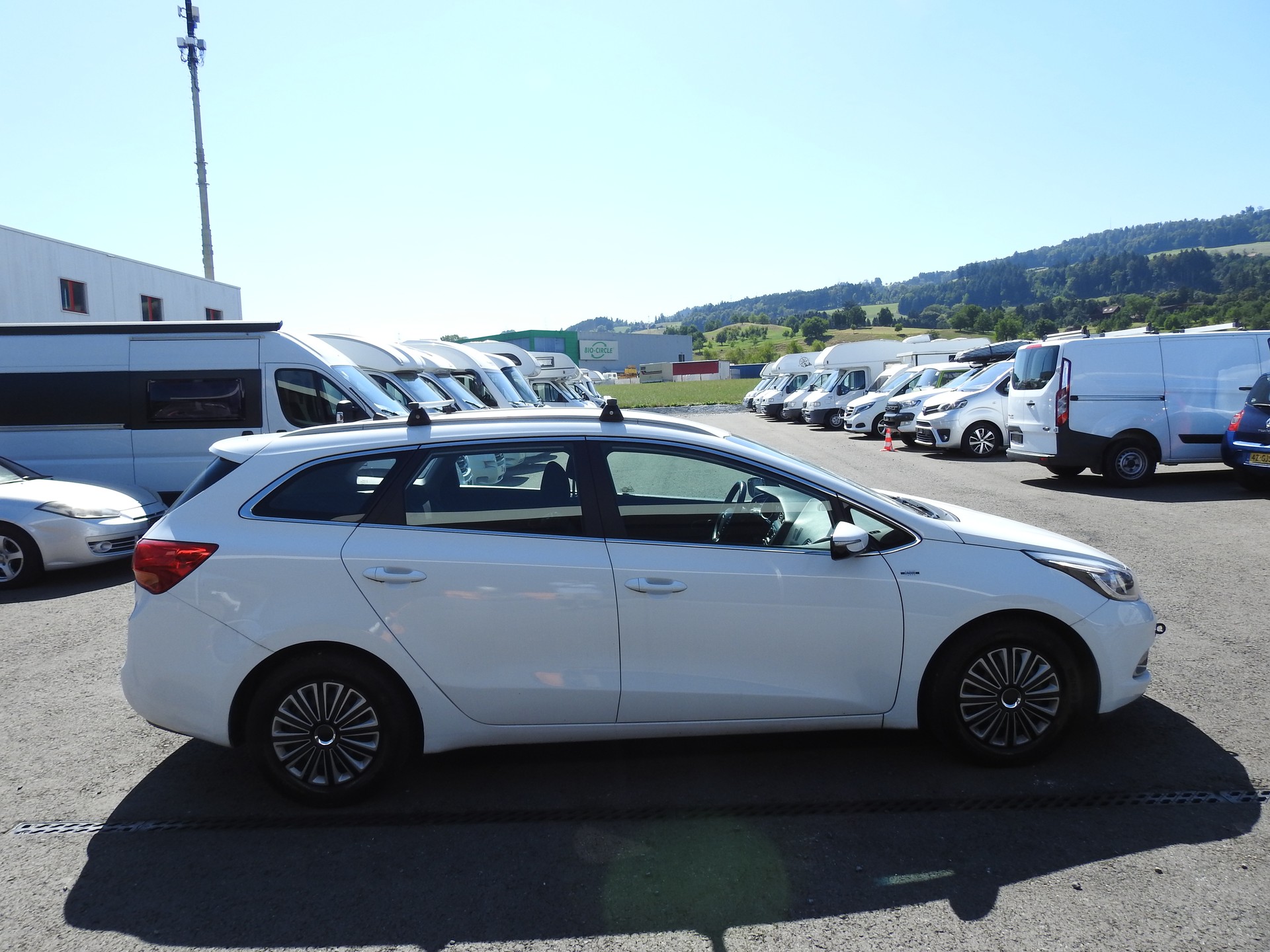 KIA Cee'd Sportswagon 1.6 GDi Trend DCT-image-7