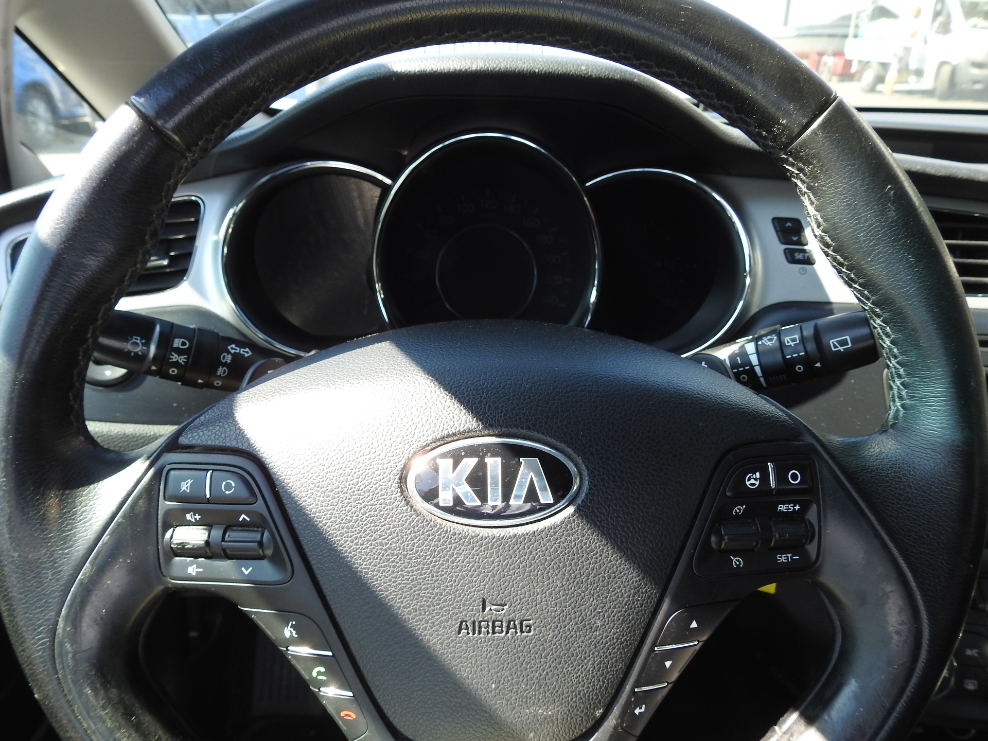 KIA Cee'd Sportswagon 1.6 GDi Trend DCT-image-24