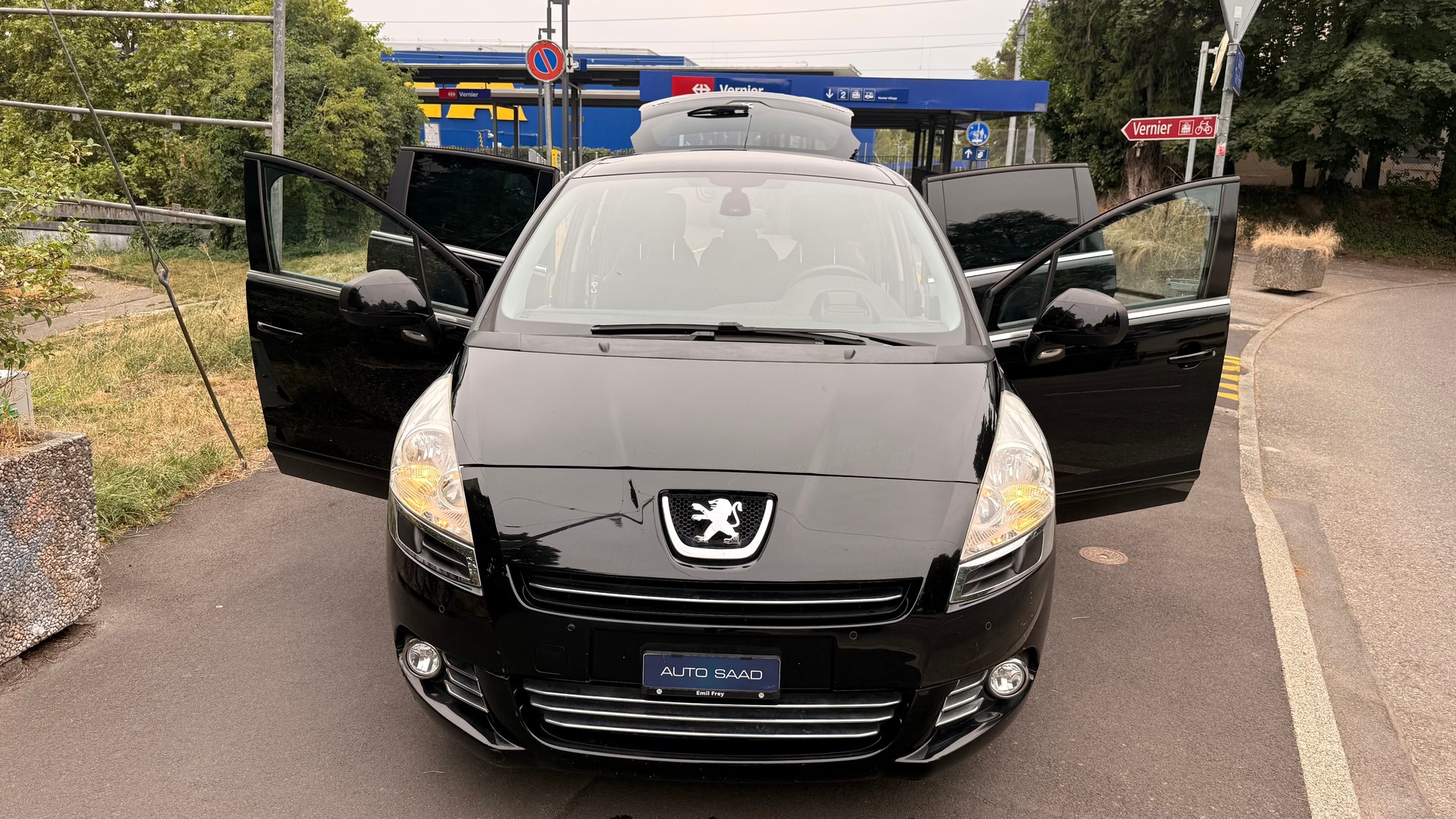 PEUGEOT 5008 1.6 16V-image-10