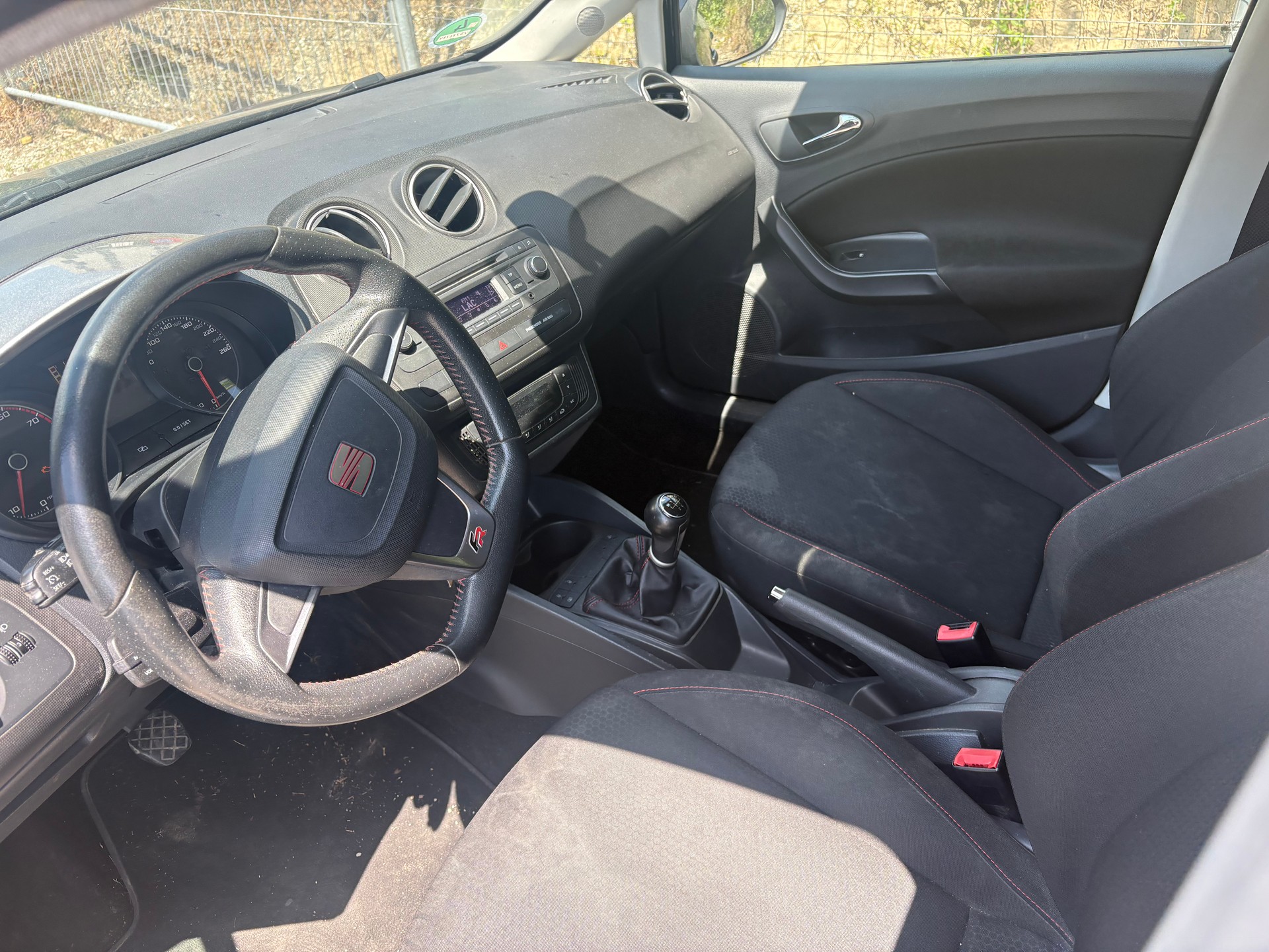 SEAT Ibiza ST 1.2 TSIStyleViva-image-5
